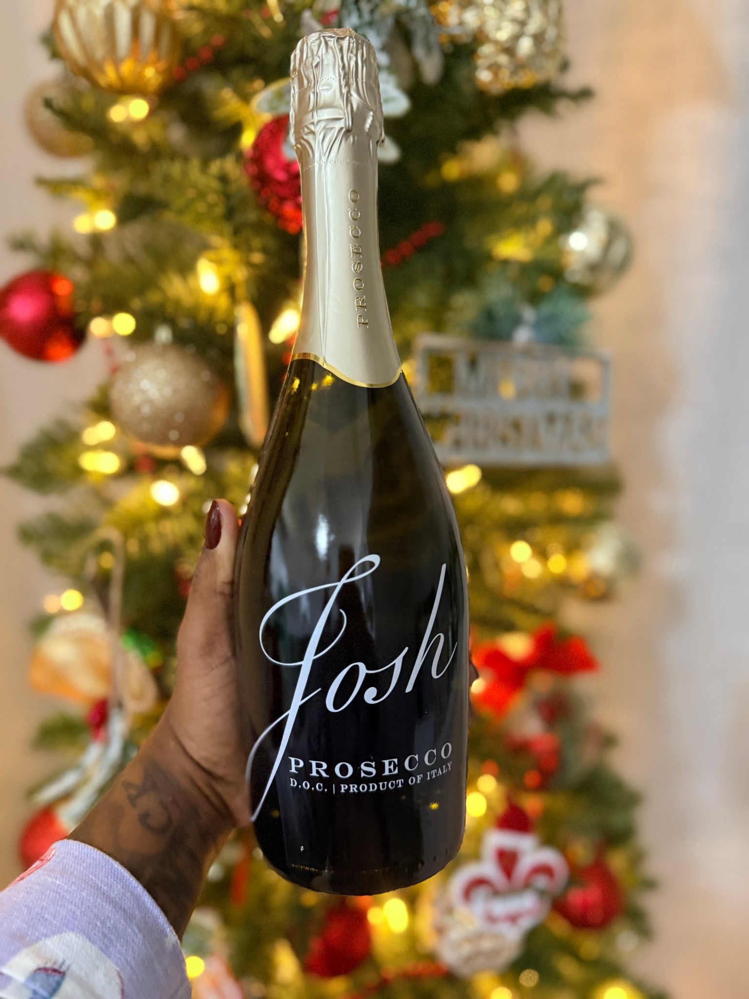 New Year’s Eve is almost HERE 🥂✨
If you’re doing last-minute outfit shopping and grabbing hosting essentials, I got you covered.
From sparkly NYE looks to everything you need to host, toast, and celebrate in style — I linked all my last-minute favorites on LTK so you can be ready without the stress.

#newyearseve #nyeoutfits #hostingessentials #lastminuteshopping #partyready #nyevibes #LTKfashion #LTKhome #LTKfinds #LTKsale #shoppingfavorites #onlineshopping #ShoppingWithPriiincesss #Atlantamom #AtlantaCreator #Atlantacontentcreators

#LTKHome #LTKHoliday #LTKSaleAlert