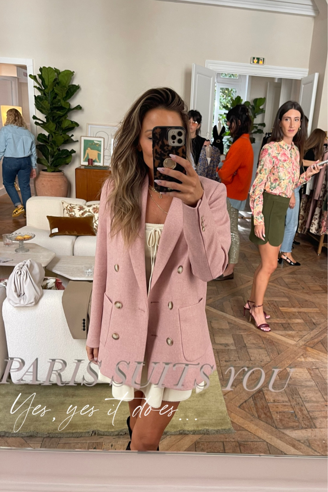 The most gorgeous blazer ever 
Size 2 US
Xs knit dress 
Favorite new fall Schutz boots

#LTKtravel #LTKVideo #LTKover40