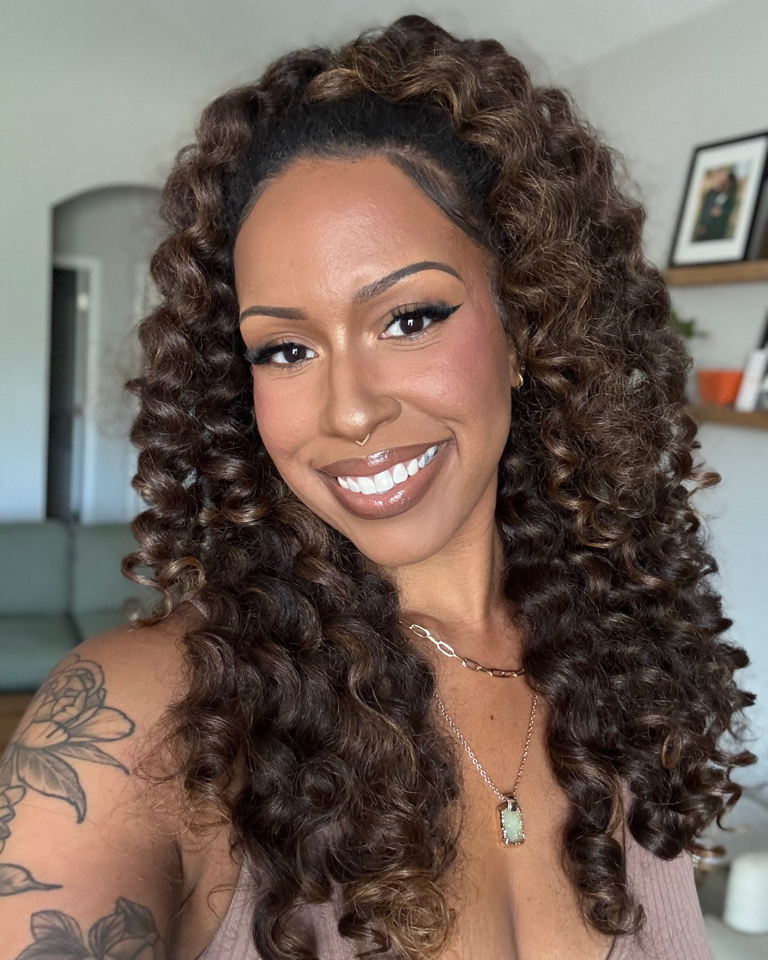 Outre Romina in color DR CARAMEL BROWN 😍🤎🍯✨

This is a fairly new synthetic half wig from @outre_hair This was a blind buy that worked out. Loving the curls, texture, and of course this color blend! You can watch the full review on my YouTube channel!

#outreromina #synthetichalfwigs #outrehair #wiginfluencer #wigvlogger

#LTKgrwm #LTKBeauty #LTKvlog
