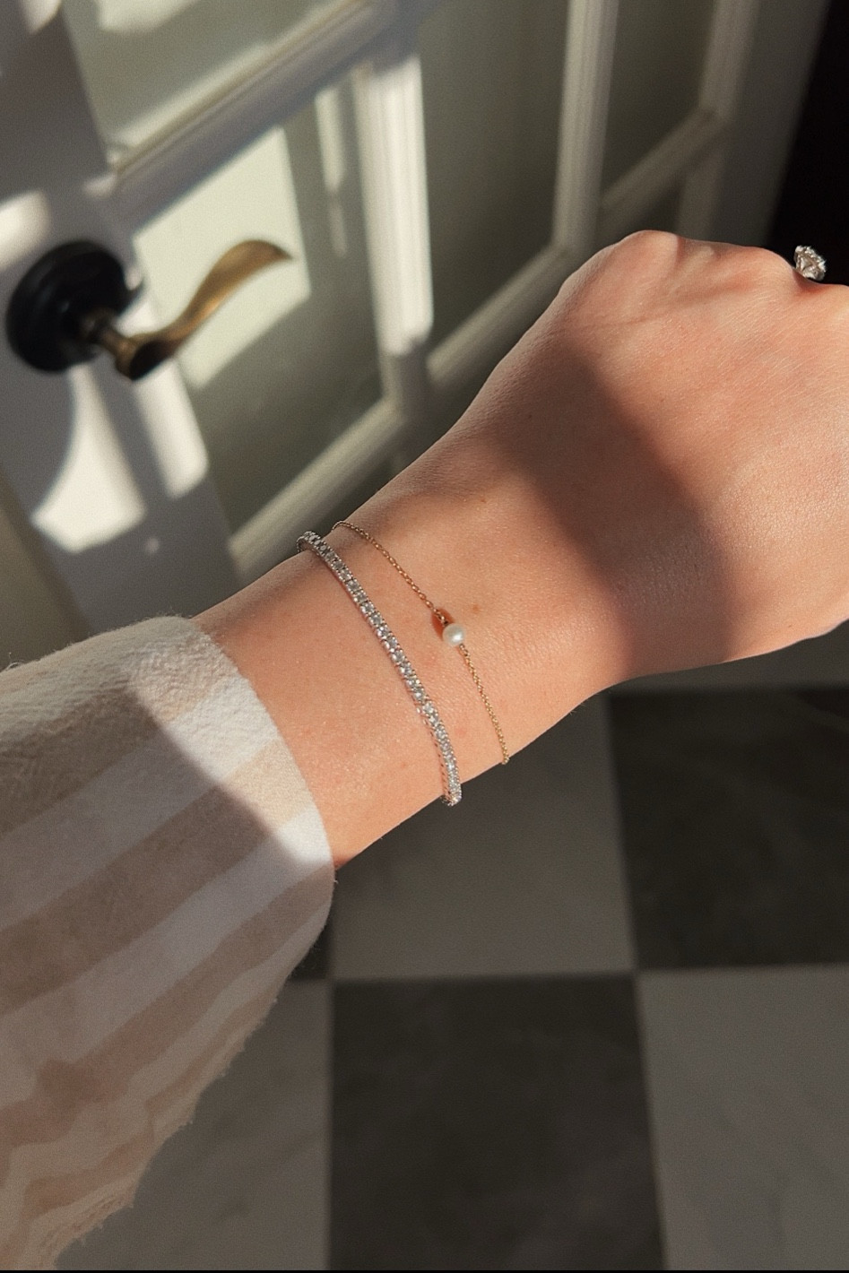 My favorite dainty pearl bracelet and I’m so impressed with the quality of this under $20 tennis bracelet ✨

#LTKBeauty #LTKFindsUnder50
