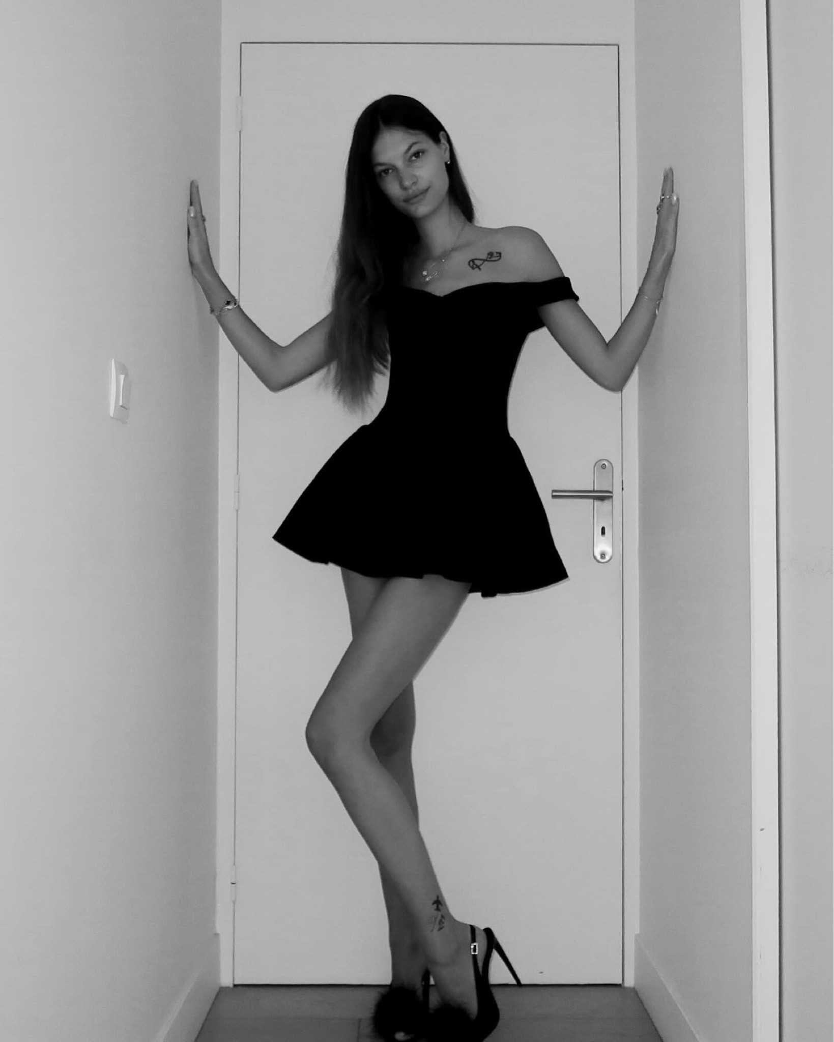 Little black dress #mirrorpalais #nightout #style #fit #ootd #outfit 

#LTKeurope #LTKparties #LTKstyletip