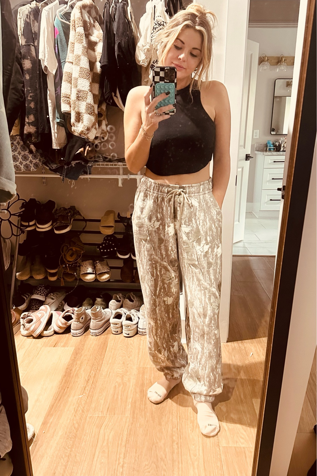 THE CAMO SWEATS YOU NEED

#LTKfindsunder100 #LTKsalealert #LTKMostLoved