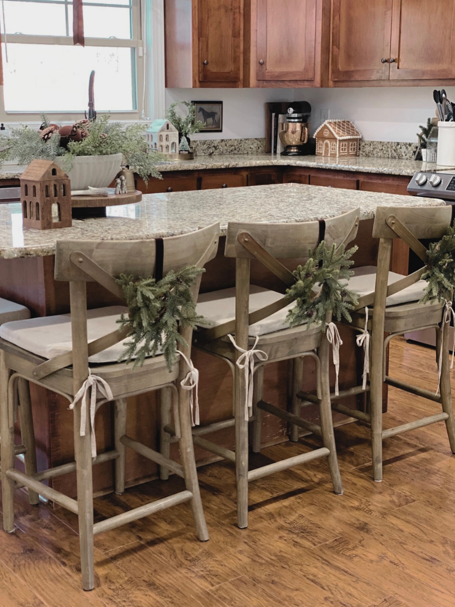 Christmas kitchen 

#LTKSeasonal #LTKHoliday #LTKhome