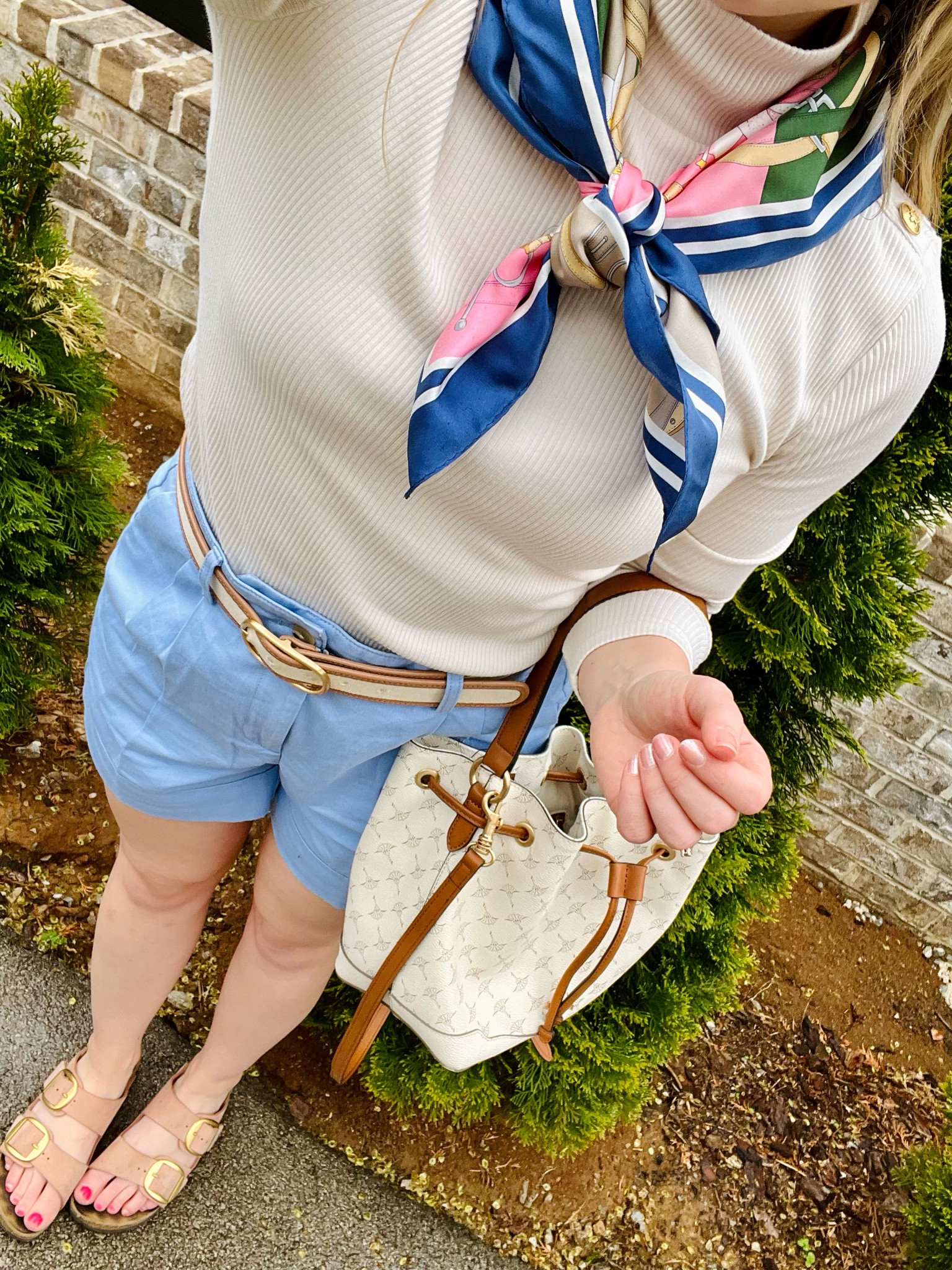 I’m a shorts kind of girlie, all seasons of the year, so I’m really excited for the styles coming out for spring and summer! These pleated front chinos are super flattering & look very chic dressed up or down 

Preppy classic old money vineyard vines #LTKstyletip

#LTKSeasonal