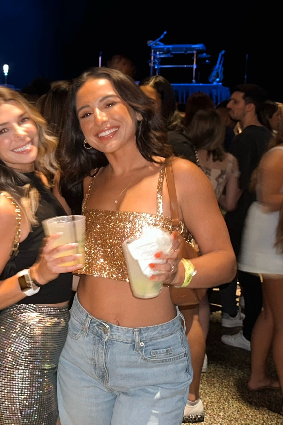 Concert top 

#LTKStyleTip #LTKFindsUnder100 #LTKParties