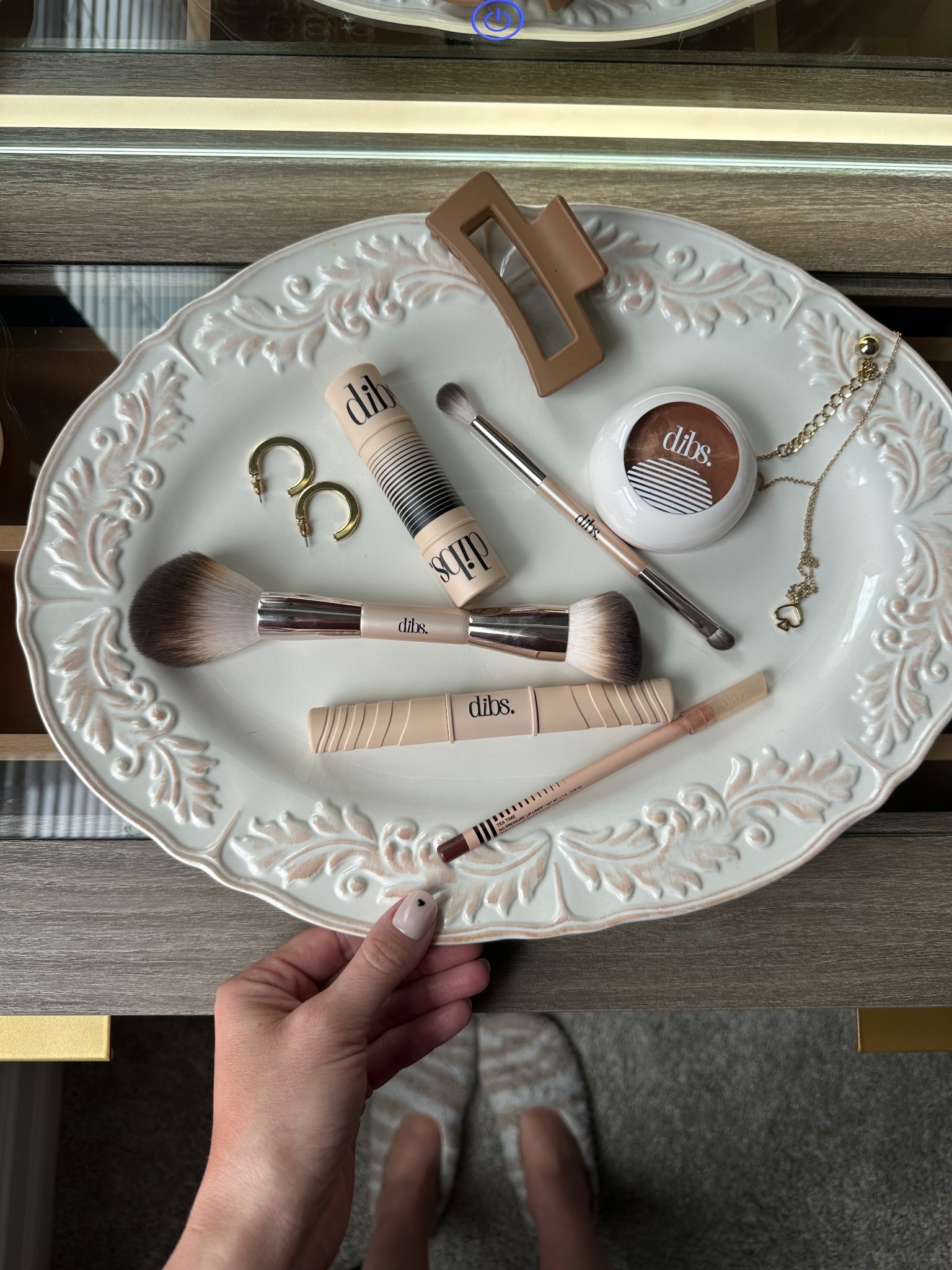 Glow menu: fully stocked!! @DIBS Beauty 

Just a little platter of products that never let me down❤️

#LTKmorningroutine #LTKselfcare #LTKBeauty