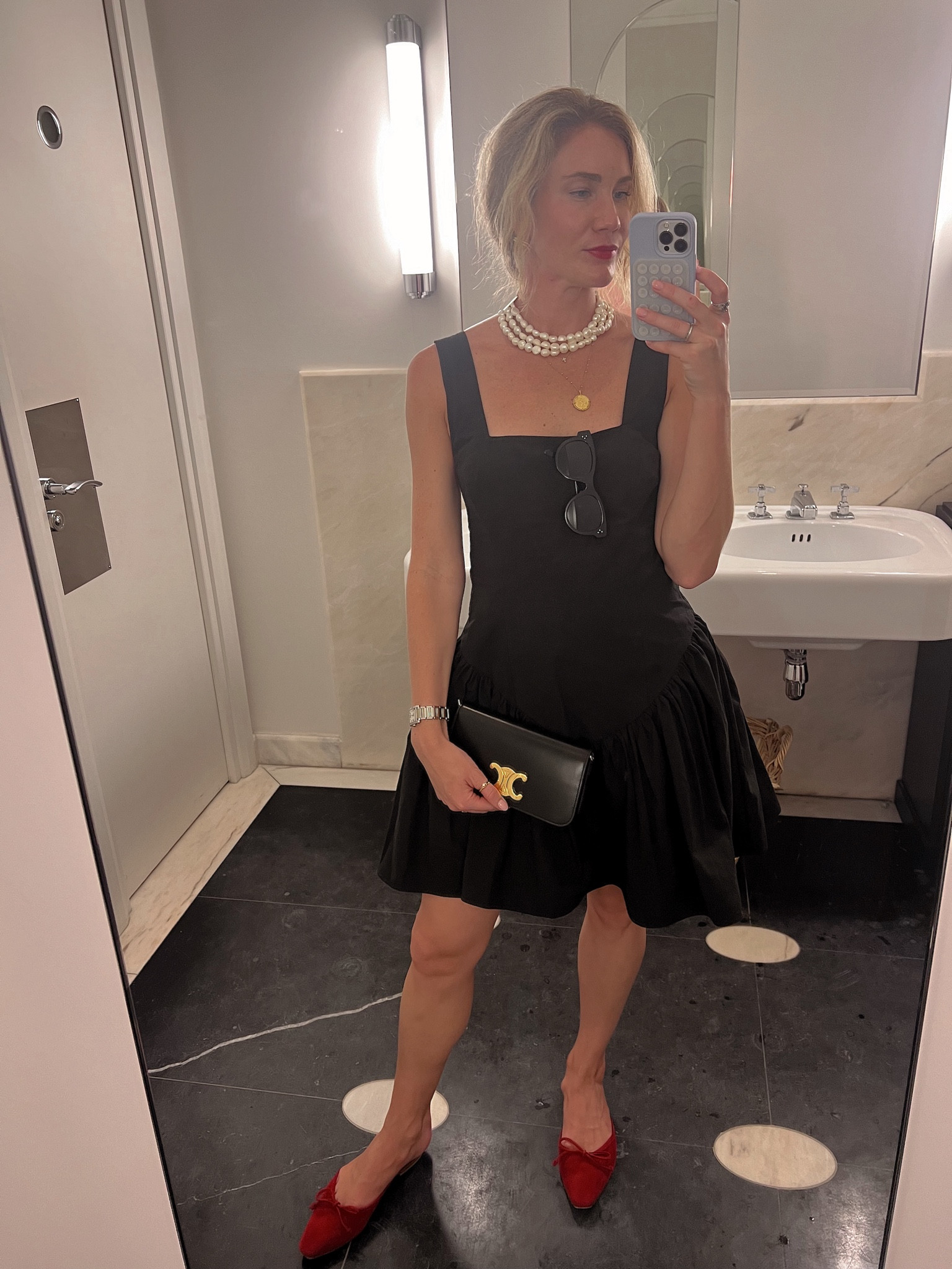 Dinner look red white and black for first night at Côte d’Azur 

#LTKShoeCrush #LTKSaleAlert #LTKTravel