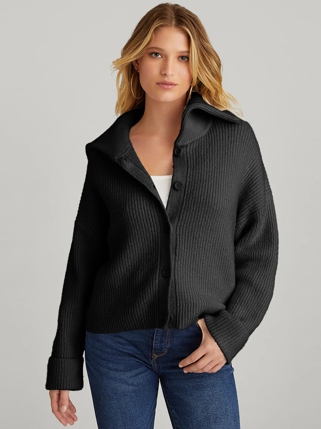 Suzanne: Spread Collar Cardigan | 525 America