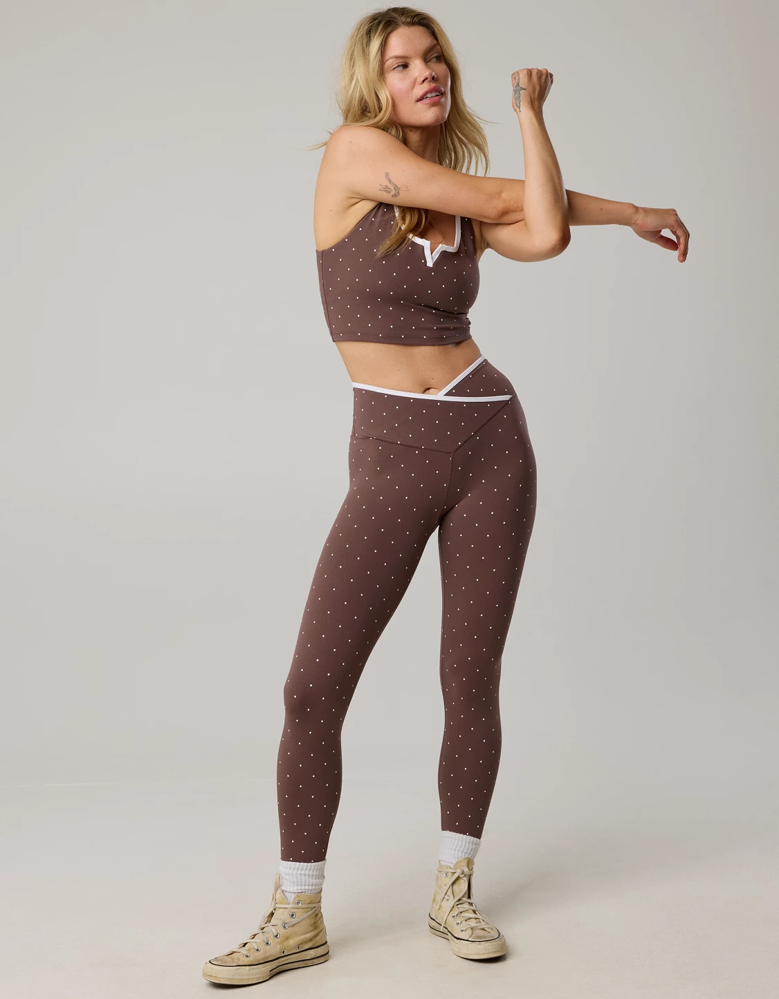 OFFLINE By Aerie Real Me Tipped High Waisted Crossover Legging | American Eagle Outfitters (US & CA)