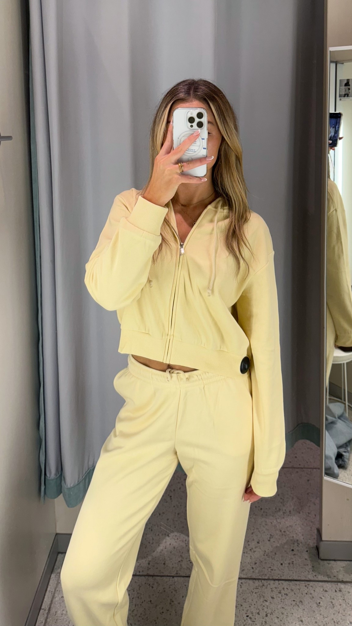 found the cutest butter yellow sweat set under $50 💛 (top size L bottoms size S)