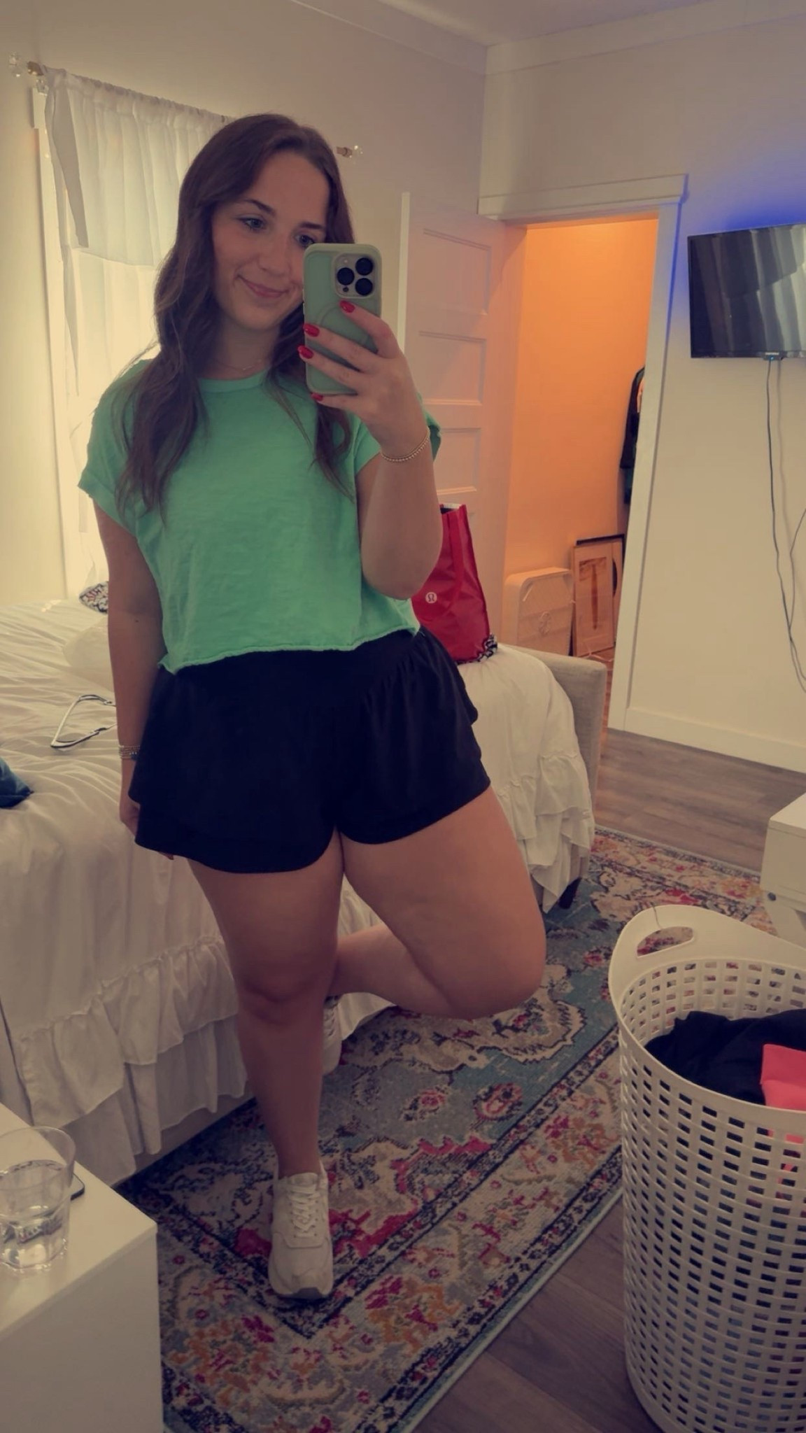 SUMMER OOTD💚

top: L
shorts: L
shoes: 9

#LTKSeasonal #LTKMidsize #LTKActive