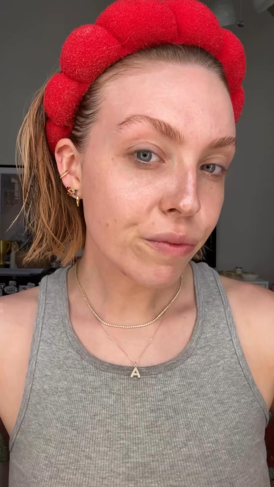 my go-to glowy summer skincare routine💕☀️

#skincare #skincareroutine #glowyskincare #skincareproducts