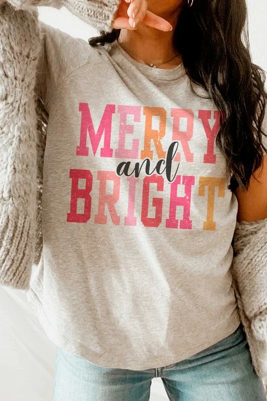 MERRY AND BRIGHT Graphic Tee | Casual Chic Boutique