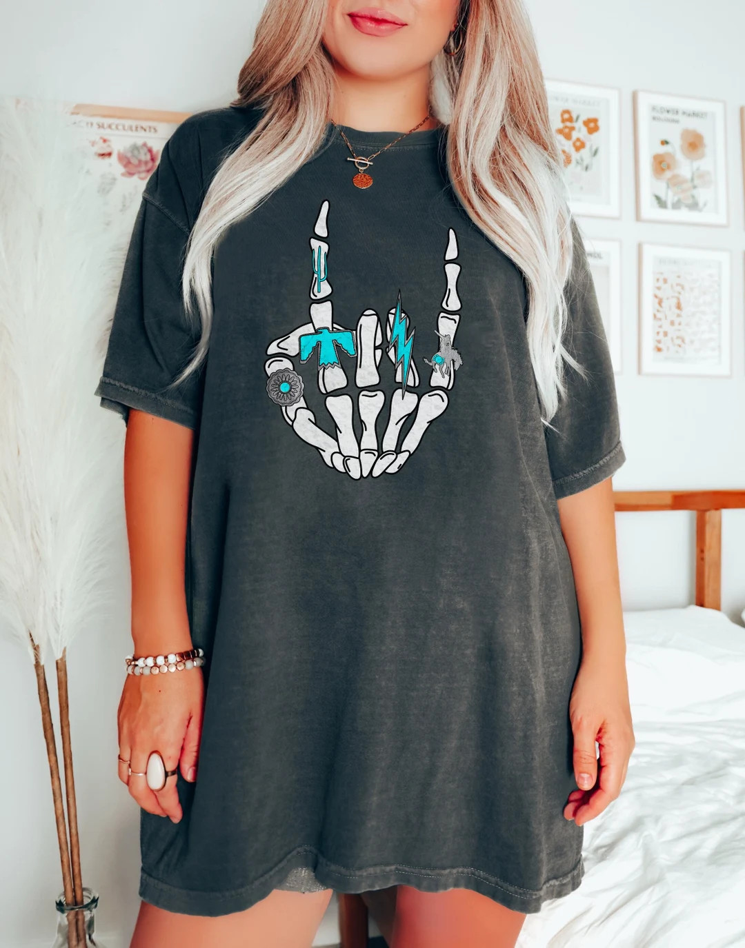 Skeleton Rock Hand, Western Skeleton Hand, Comfort Colors Shirt, Oversized Tee, Concho Ring Shirt... | Etsy (US)