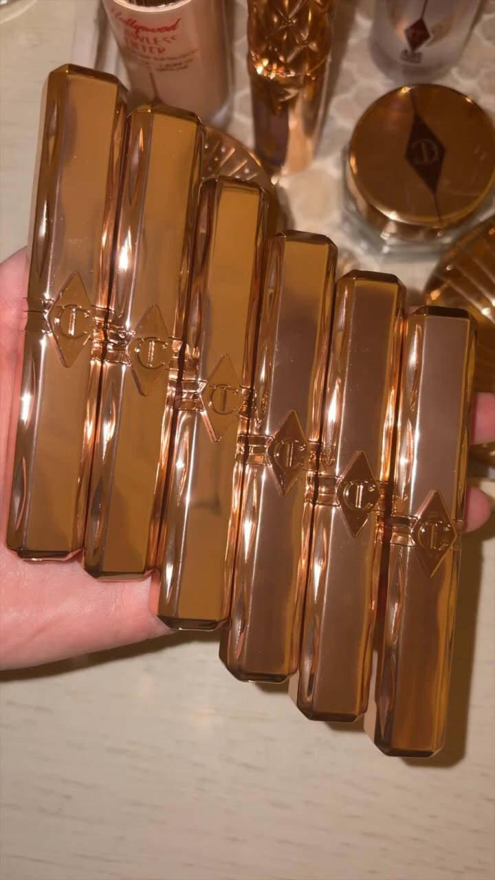 Use code CT-SOC2DCOKDFB for 15% off your first Charlotte Tilbury order  💋 Meet the NEW Charlotte Tilbury Pillow Talk Blush Balm Tints! AD-affiliate gifted

3-in-1 glow > sheer lipstick, nourishing balm & dewy blush tint

💖 Up to 8hr wear
💖 24hr hydration
💖 Smoother, softer, line-defying lips

Lightweight, juicy, just-bitten glow in ONE swipe 🫦

Which shade are you picking? 👀

#LTKspring #LTKbeauty #LTKuk
