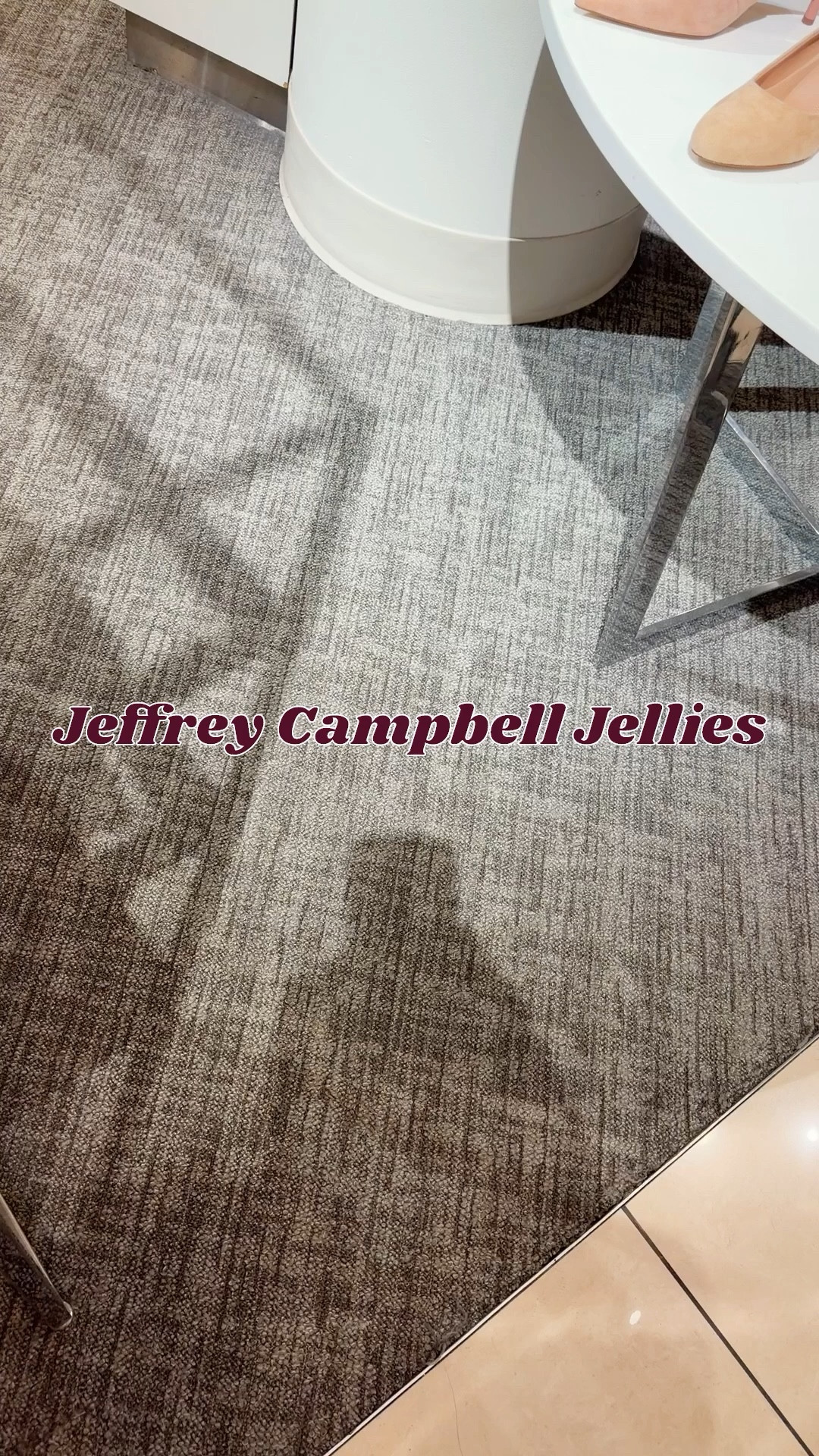 The Famous “Linques” Jellies by Jeffrey Campbell!
.
.
.


#LTKTravel #LTKgrwm #LTKootd
