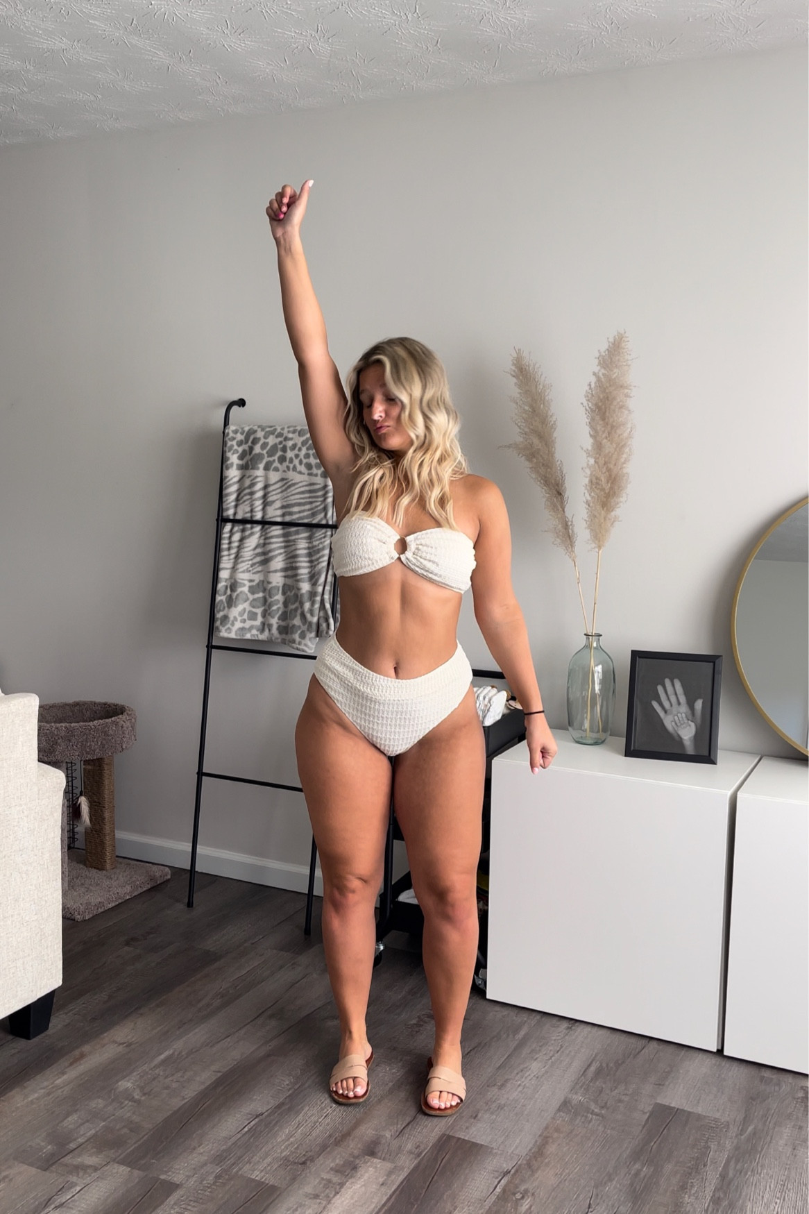 White bikini 

#LTKbeauty #LTKFind #LTKstyletip