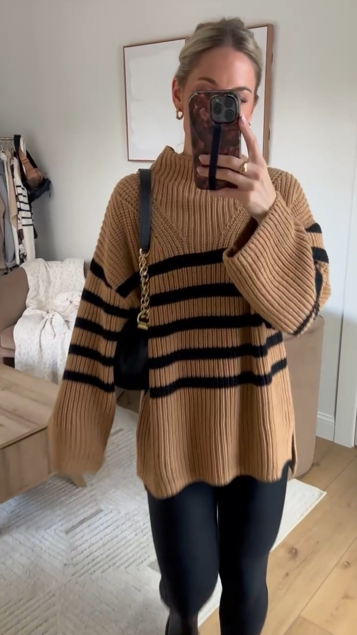 Living in this sweater!! 💓

#LTKfindsunder100 #LTKstyletip #LTKSeasonal