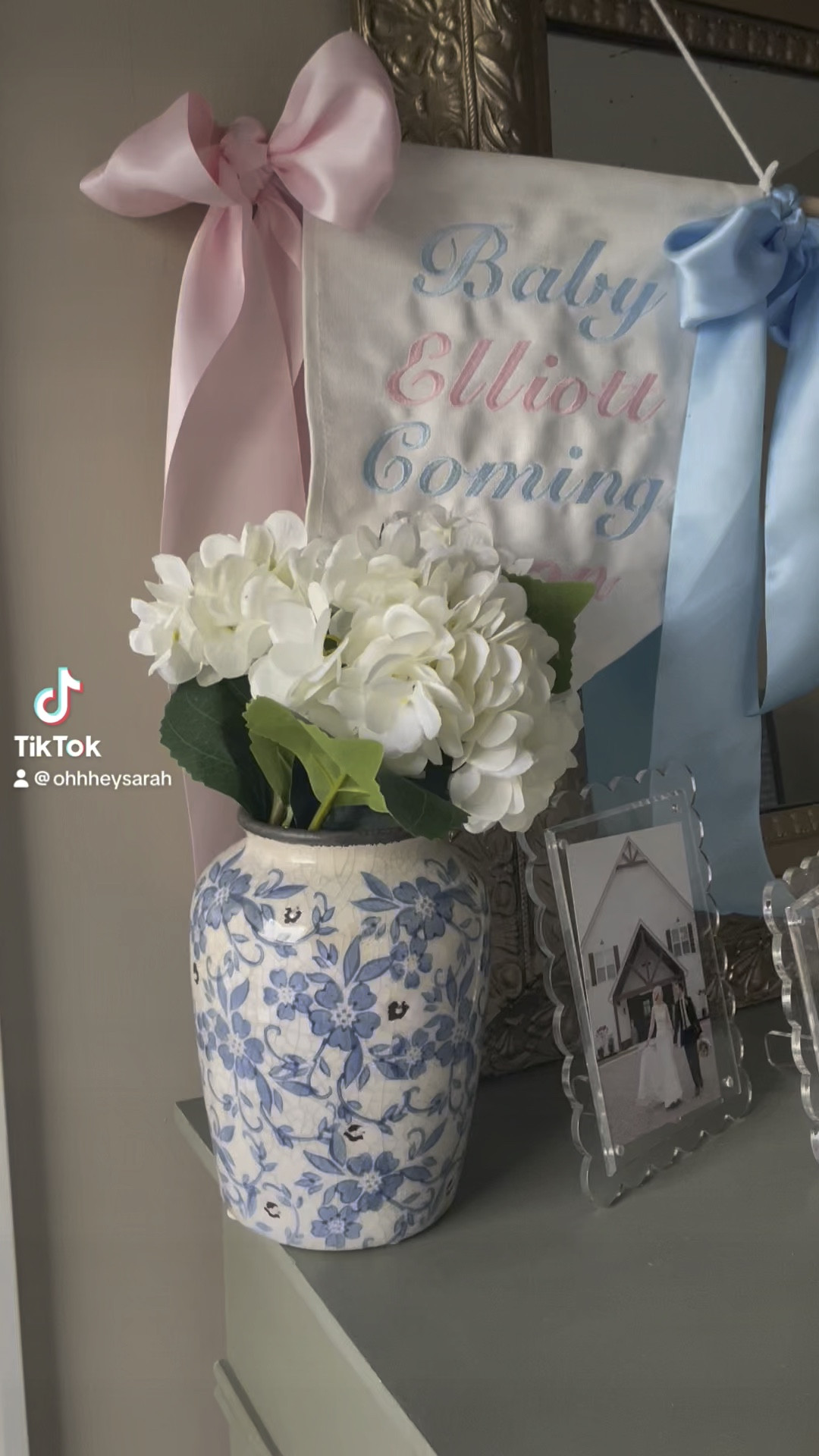 These acrylic scalloped picture frames are pure sweetness! 

#LTKFindsUnder50 #LTKBaby #LTKHome