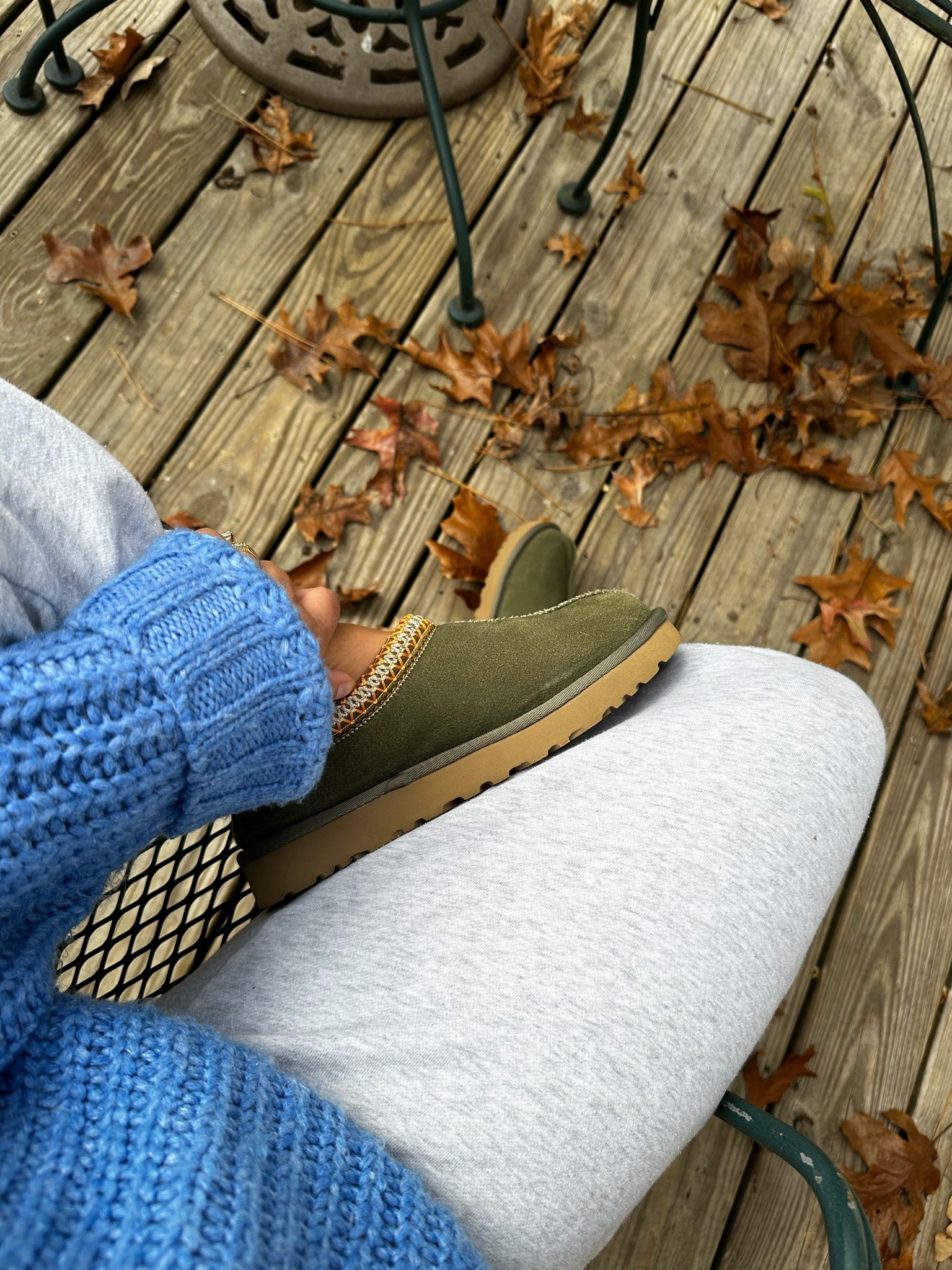 cozy WFH fit | sweater is thrifted but linked similar!

#LTKstyletip