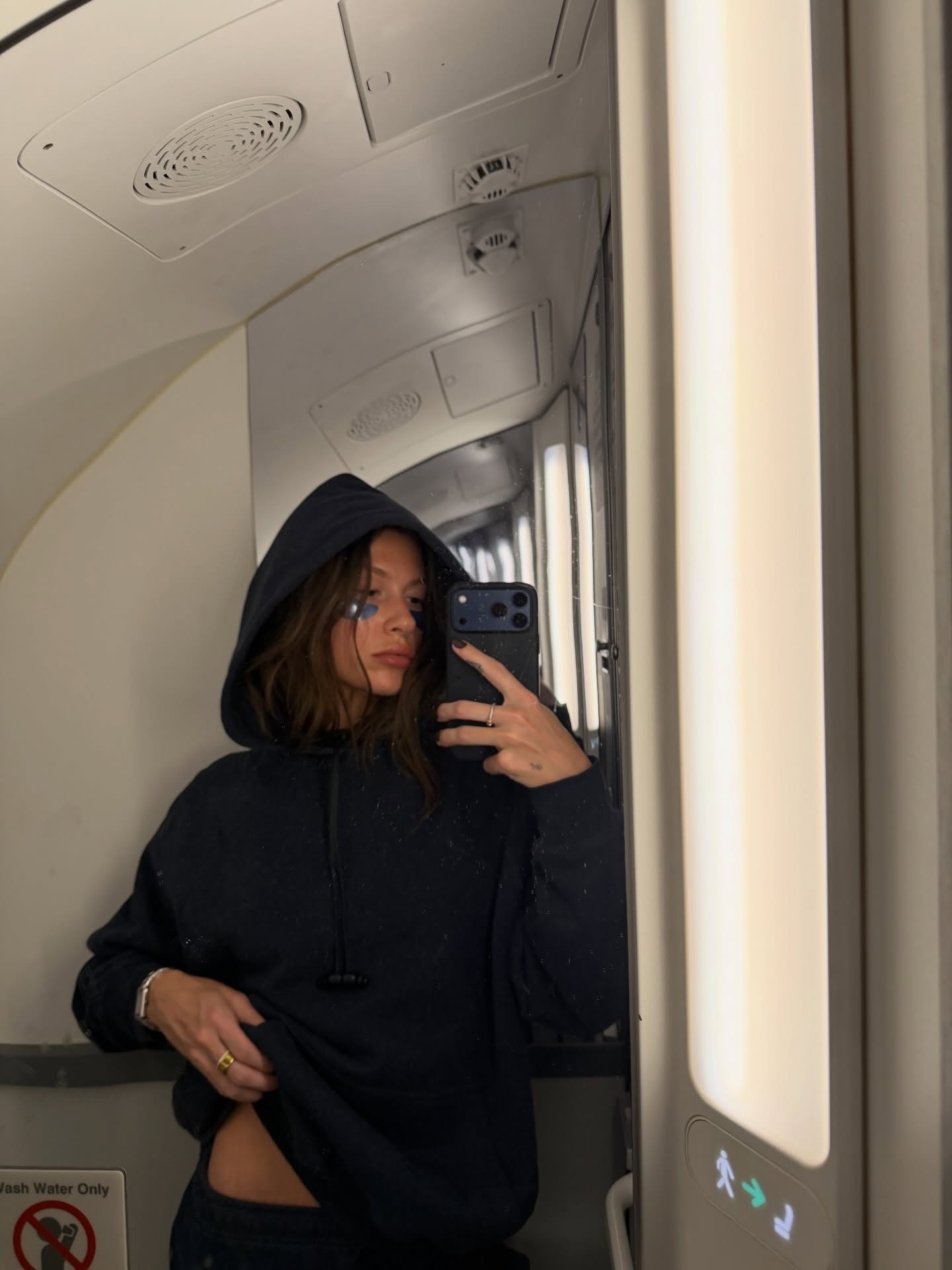 Travel day. Aka a day dedicated to listening to don tolivers new album