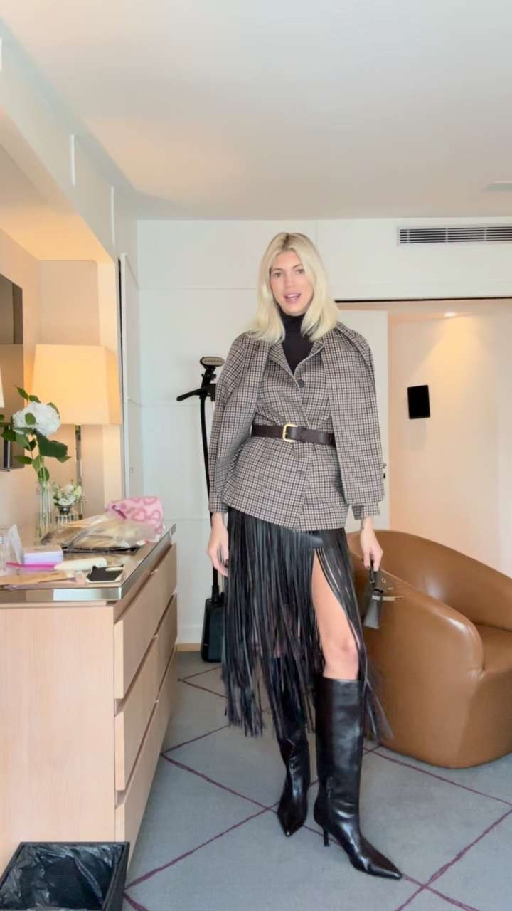 First outfit in Paris! 🤎 

 #LTKStyleTip #LTKTravel #LTKShoeCrush