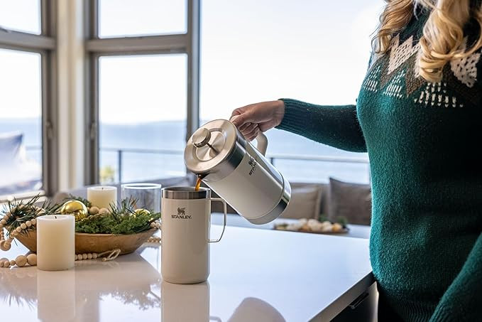Stanley Classic Legendary Camp Mug | Amazon (US)