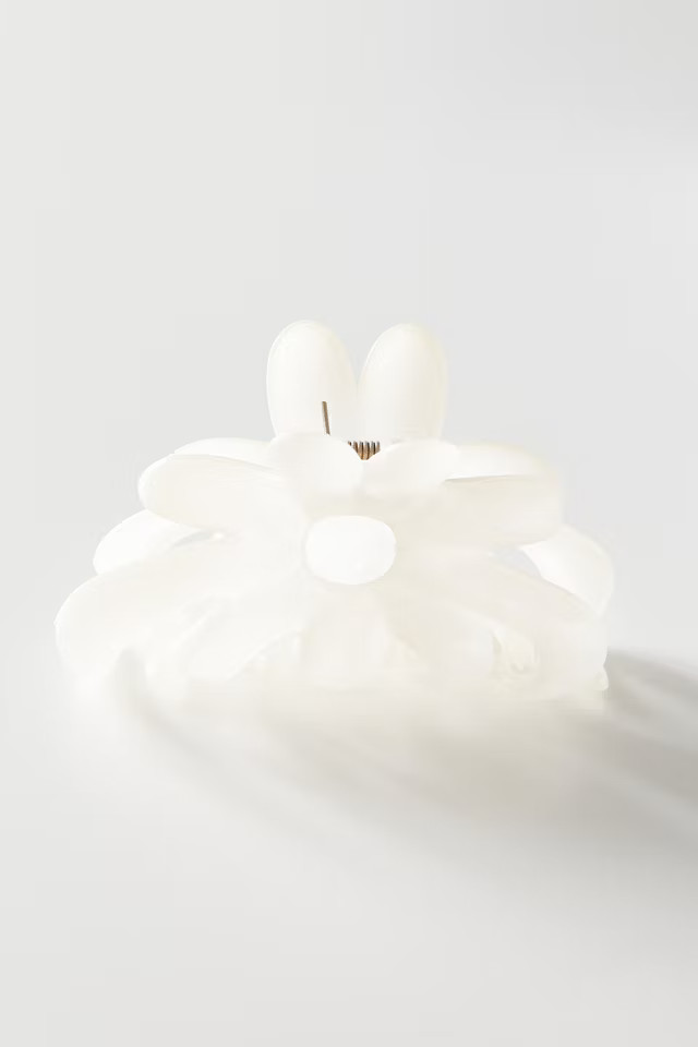 Flower Claw Clip | Urban Outfitters (US and RoW)