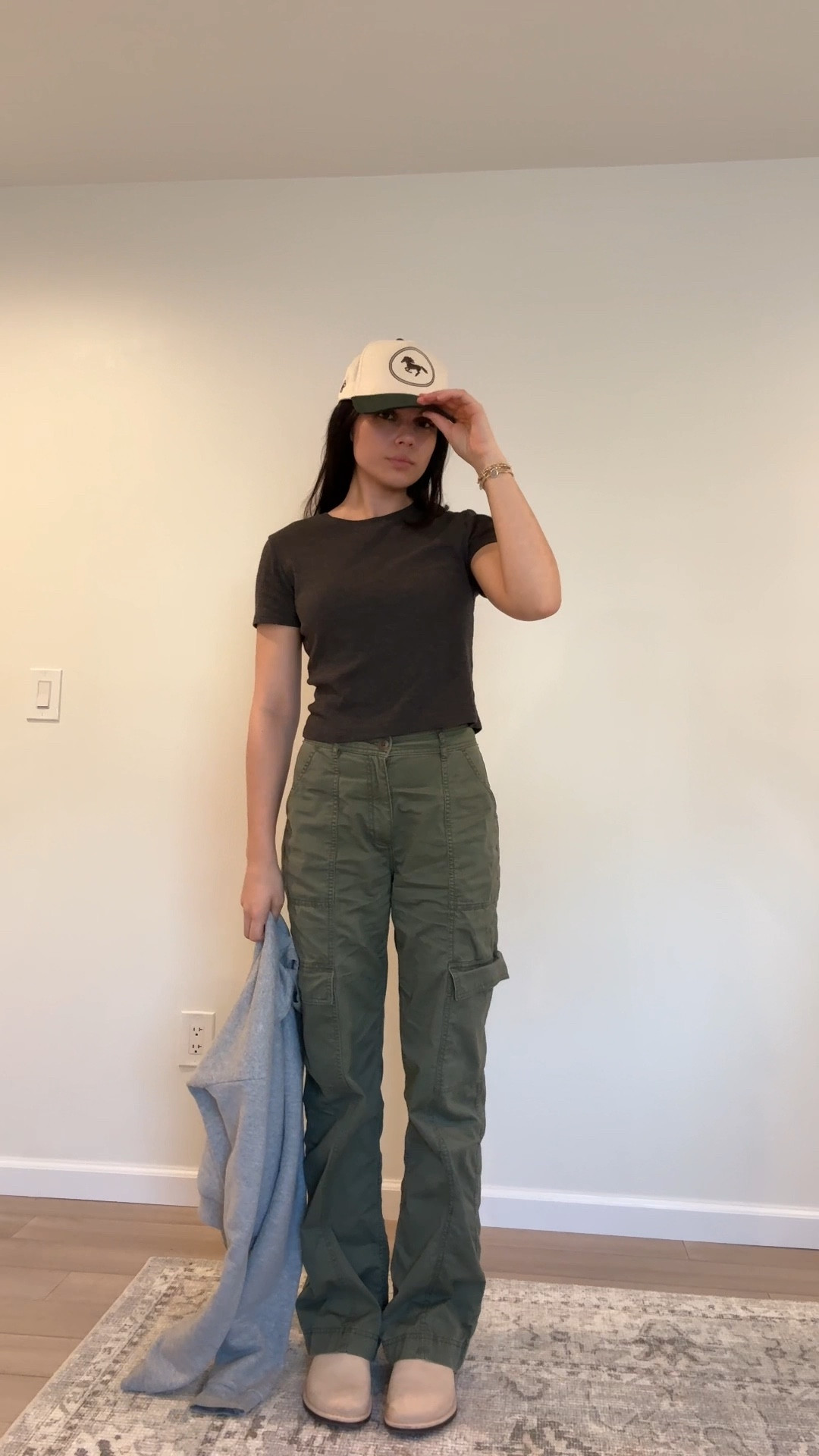 minimal fit ♡ Dairy Boy hat, Zara tee, Abercrombie cargo pants, Hanes crew neck, Jenni Kayne oiled leather clogs 

#LTKstyletip