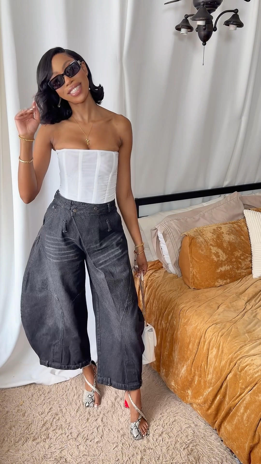 How cute is this outfit? I do have everything linked 🥰 #outfitideas #fashiongirl

#LTKootd