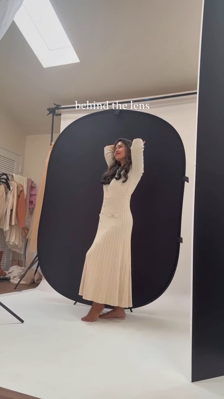 #RTRPartner soft tones and natural light, she captures it beautifully 🤍
Book a session with @photostudio.honolulu owned by @michellejostphotography . Her work truly speaks for itself.

Dress: @renttherunway 
https://www.renttherunway.com/?utm_source=affiliate&utm_medium=cirqle&utm_campaign=Kat&utm_term=555543

#photoshootday #hawaiiphotographer #editorialstyle #renttherunway #quietluxury
