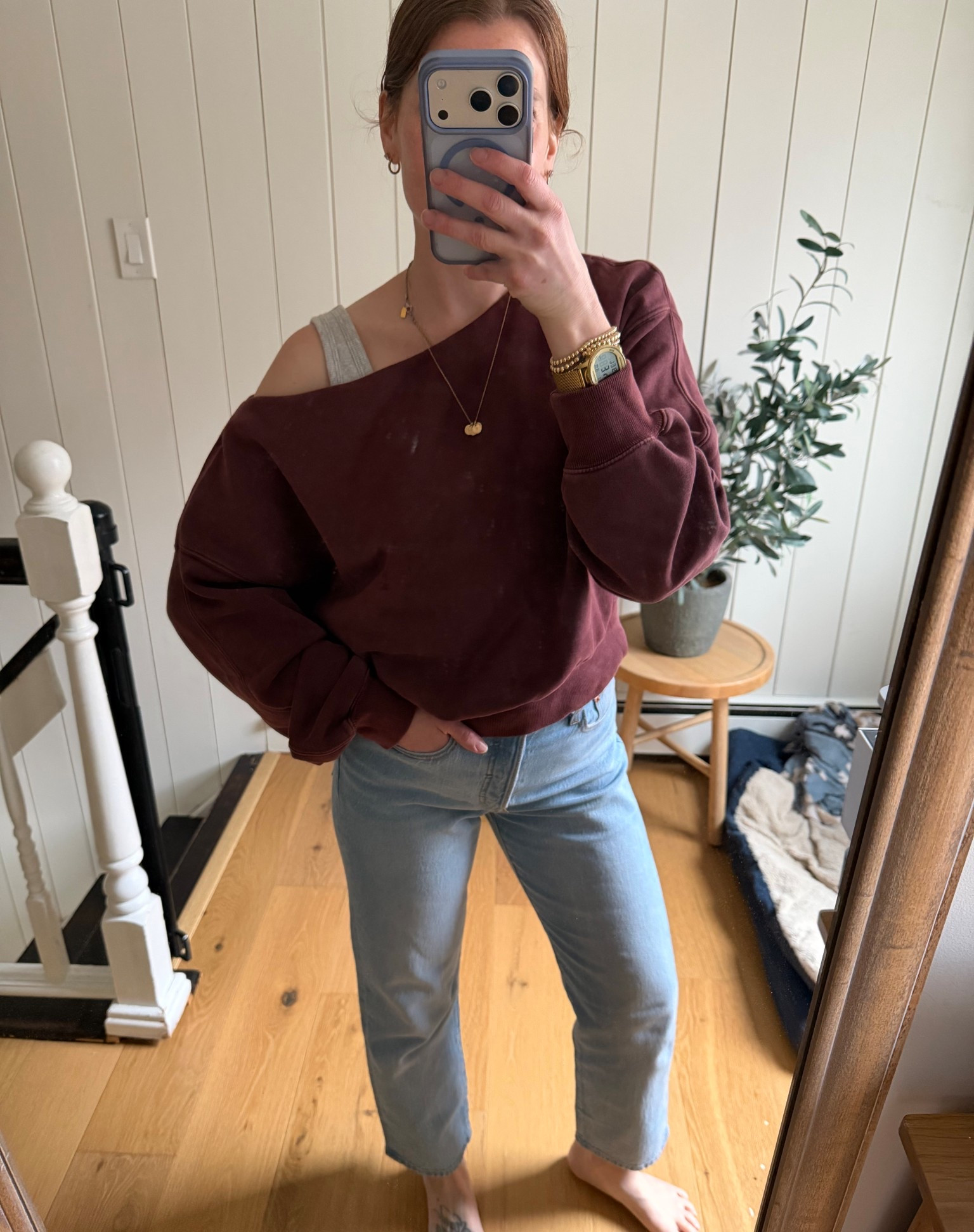 Spring outfit idea
I love the off the shoulder sweatshirt and these Levi’s fit so nice and make your butt look good! 

#LTKmomlife #LTKootd #LTKSpringSale