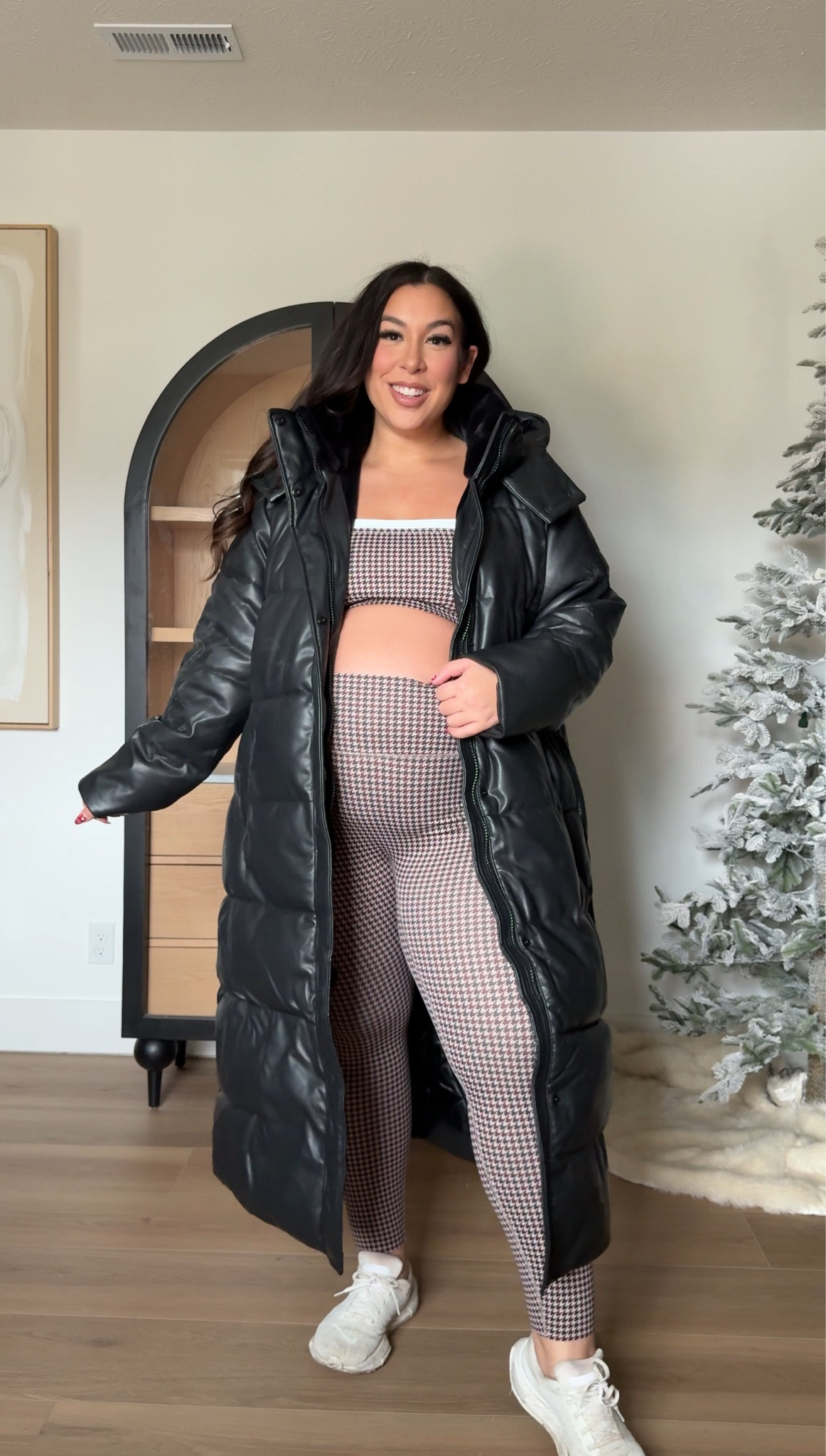 Wearing a size XL! Use code AFBONNIE
-
-
-
Matching set, comfy set, holiday outfit, seasonal outfit, midsize outfit, midsize fashion, Abercrombie outfit, Abercrombie code

#LTKMidsize #LTKHoliday #LTKCyberWeek