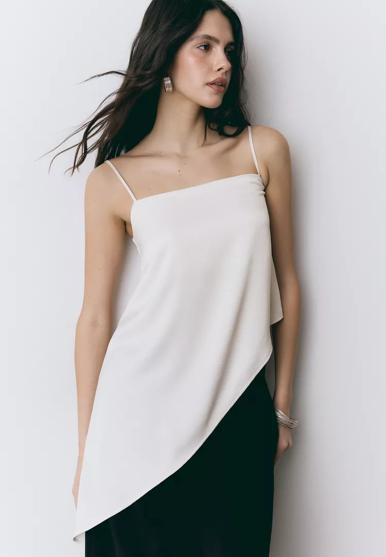 Satin asymmetric hem top - Women's Mocacos Nuevo | Stradivarius United Kingdom | Stradivarius (UK)