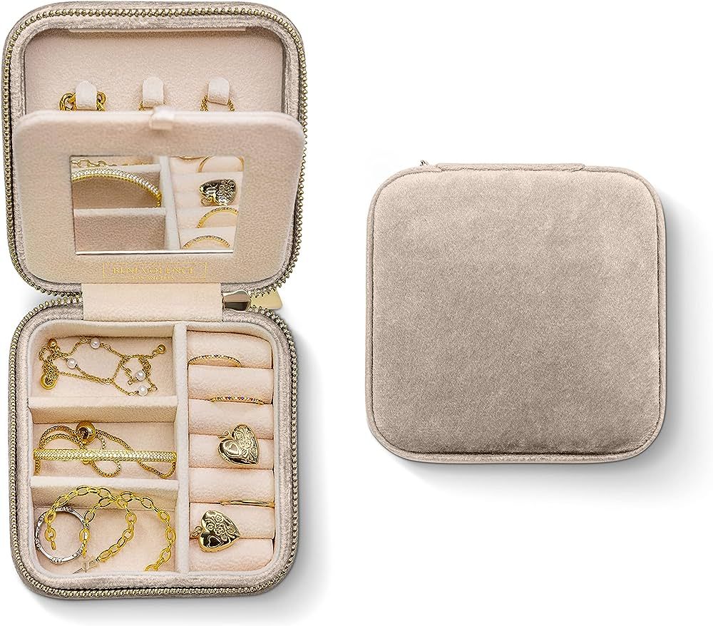 Plush Velvet Travel Jewelry Box Organizer | Travel Jewelry Case, Jewelry Travel Organizer | Small Je | Amazon (US)