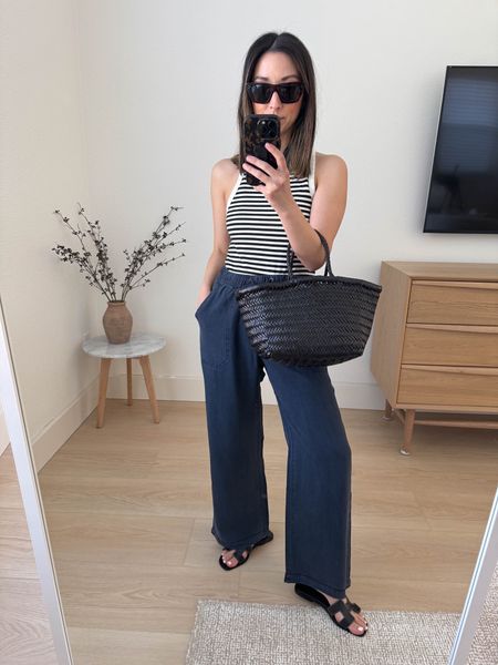 Splendid stripe tank. These are great summer staples. 

Splendid tank xs
Splendid pants xs
Hermes Oran sandals 35
Dragon Diffusion small tote 
YSL sunglasses 

Spring outfits, summer outfits, purse, sandals, petite style 

#LTKitbag #LTKshoecrush #LTKSeasonal