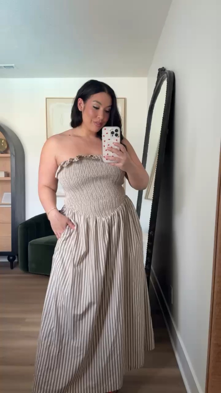 Midsize summer outfit! Size XL!
-
-
-
Midsize fashion, spring dress, summer dress, summer romper, Abercrombie sale, flowy dress, size 14, size 16, comfy outfit inspo 

#LTKootd #LTKMidsize #LTKmomlife