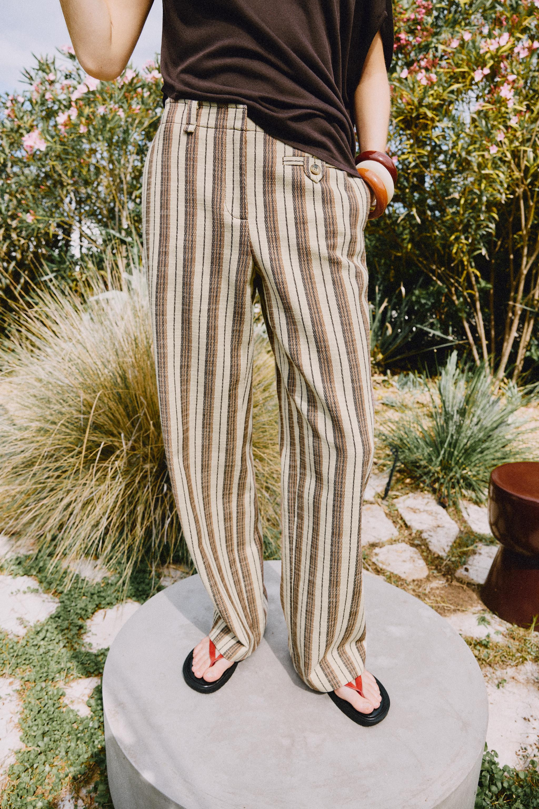 STRIPED STRAIGHT LEG PANTS | Zara US