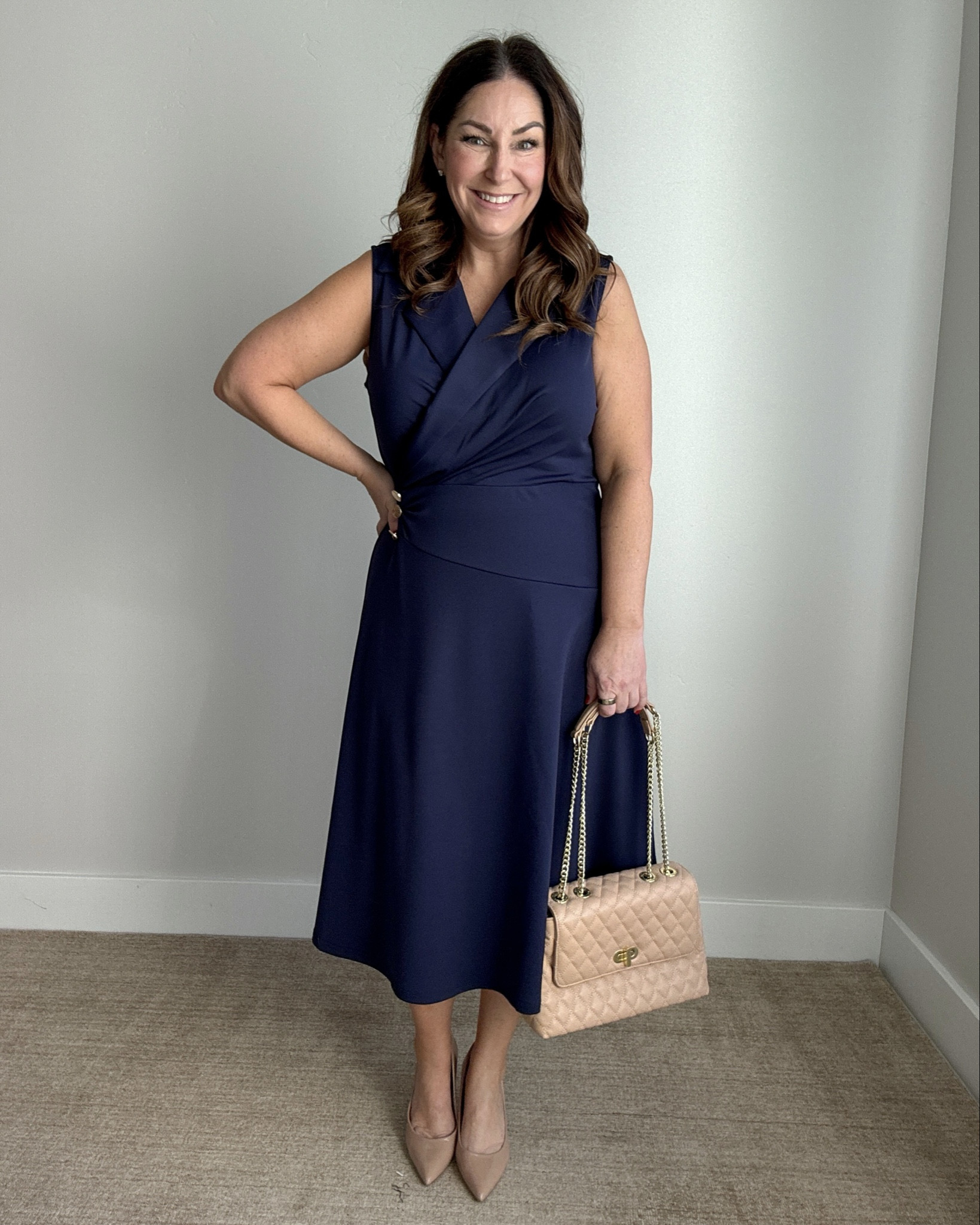 Amazon fit and flare work dress tts large 

#LTKOver40 #LTKWorkwear #LTKMidsize