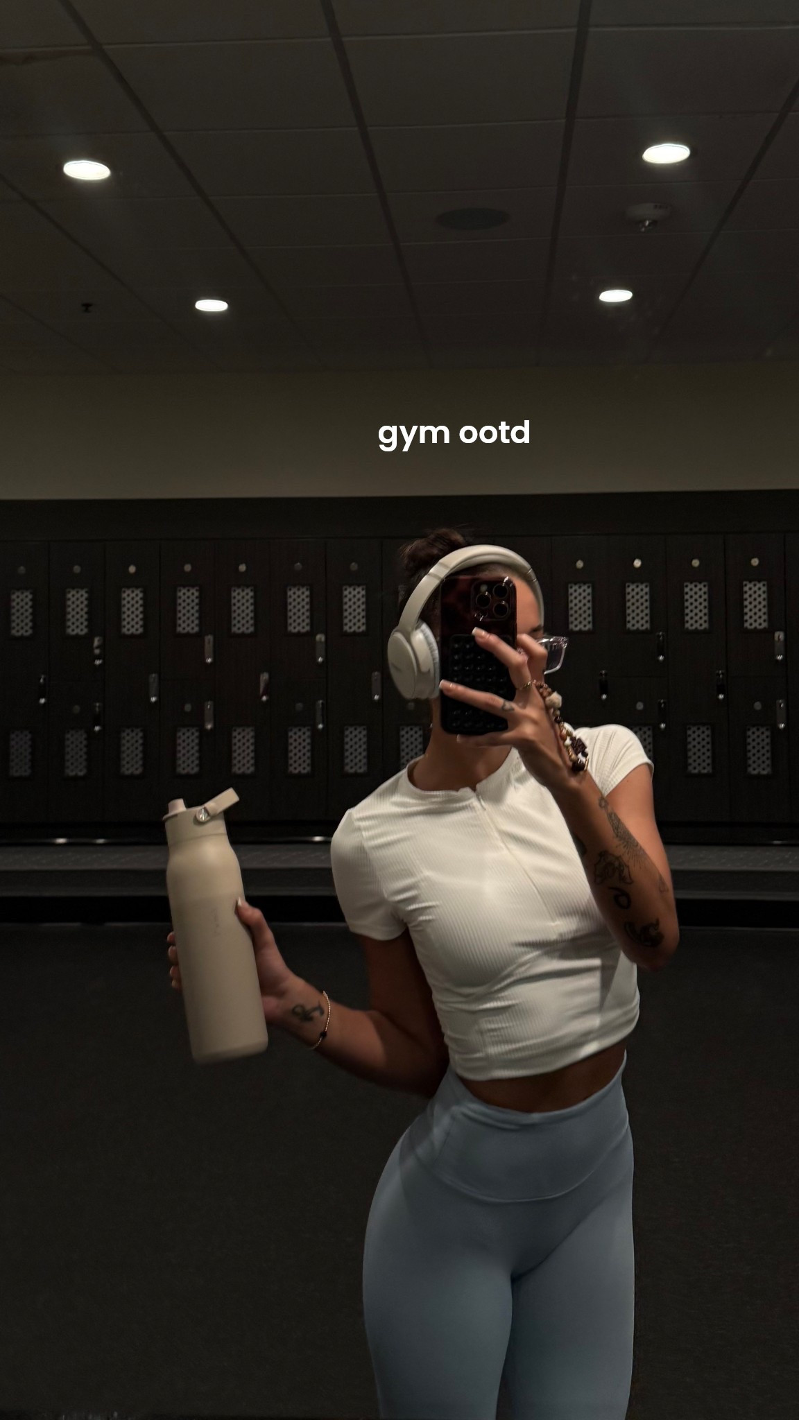 Gym ootd 🎀💓 linking a similar option for the top as well as the OG bc the white is sold out! x

#LTKActive #LTKfitnessgoals #LTKootd