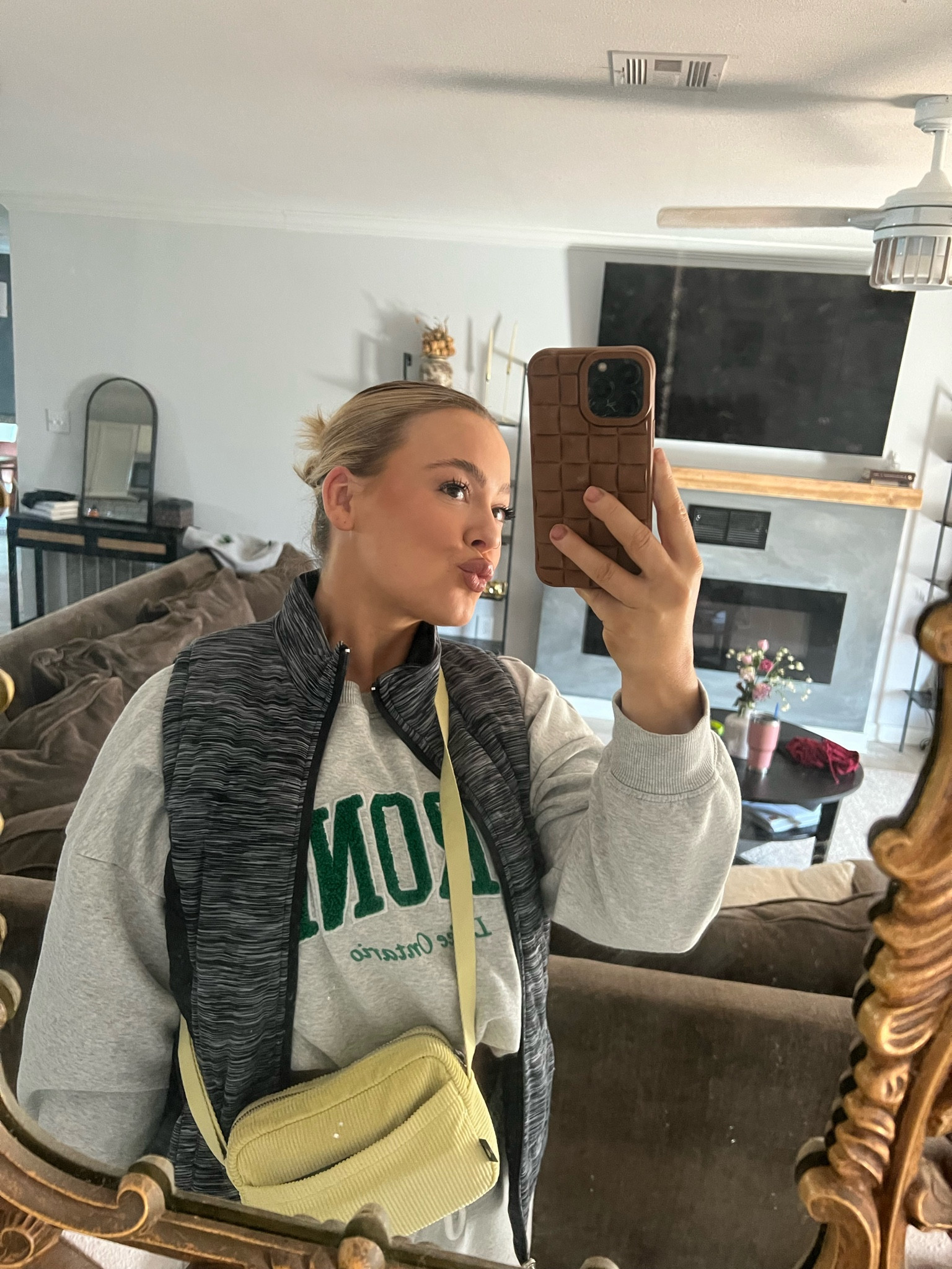 cutie lemon purse 

#LTKsalealert #LTKFind #LTKitbag