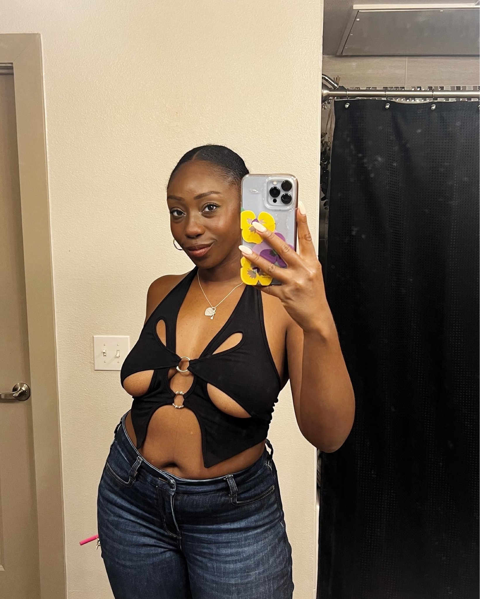 sizes: top (M), jeans (10) 

#LTKcurves #LTKunder100 #LTKmidsize