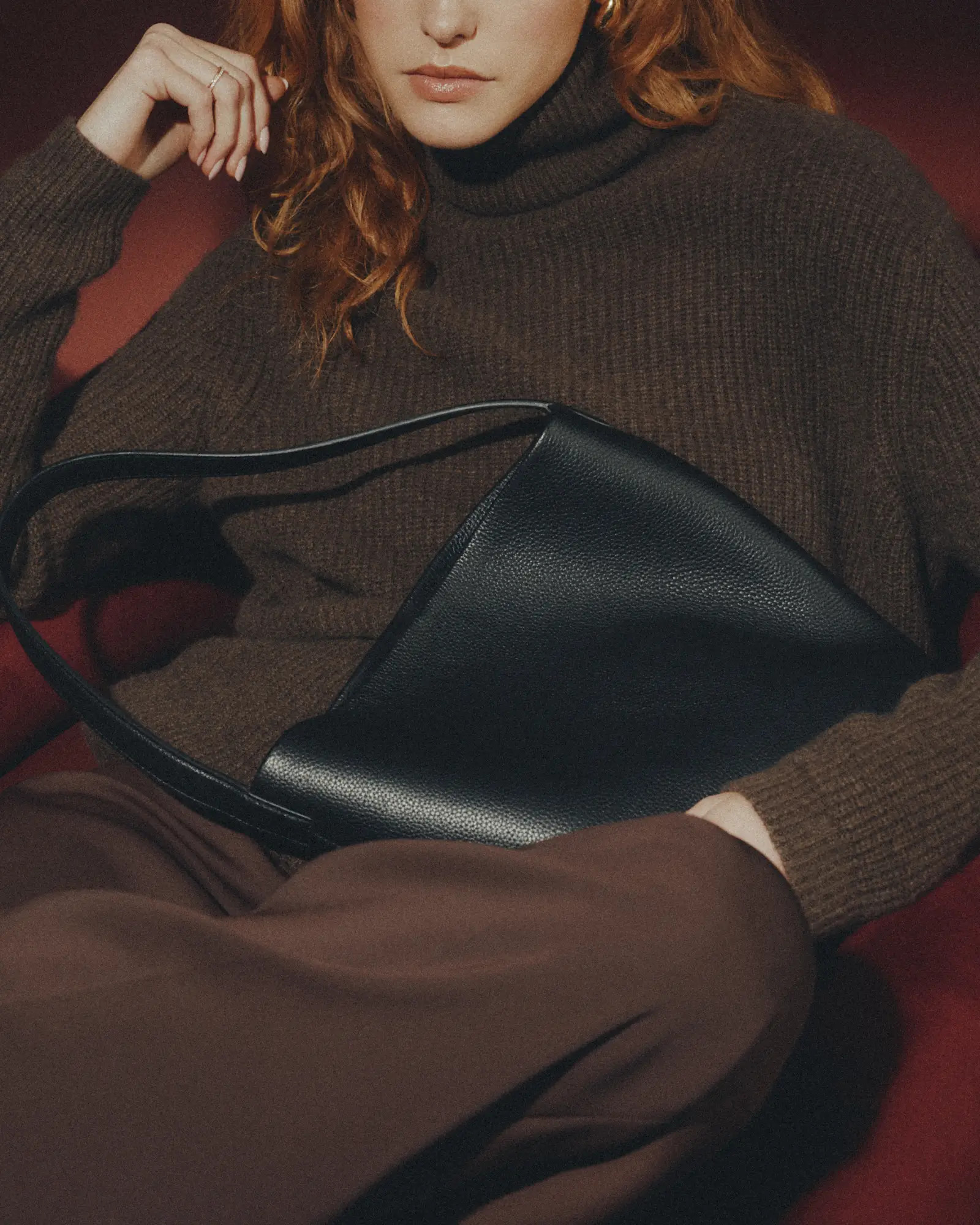 Italian Leather Soft Bucket Shoulder Bag in Black | Quince