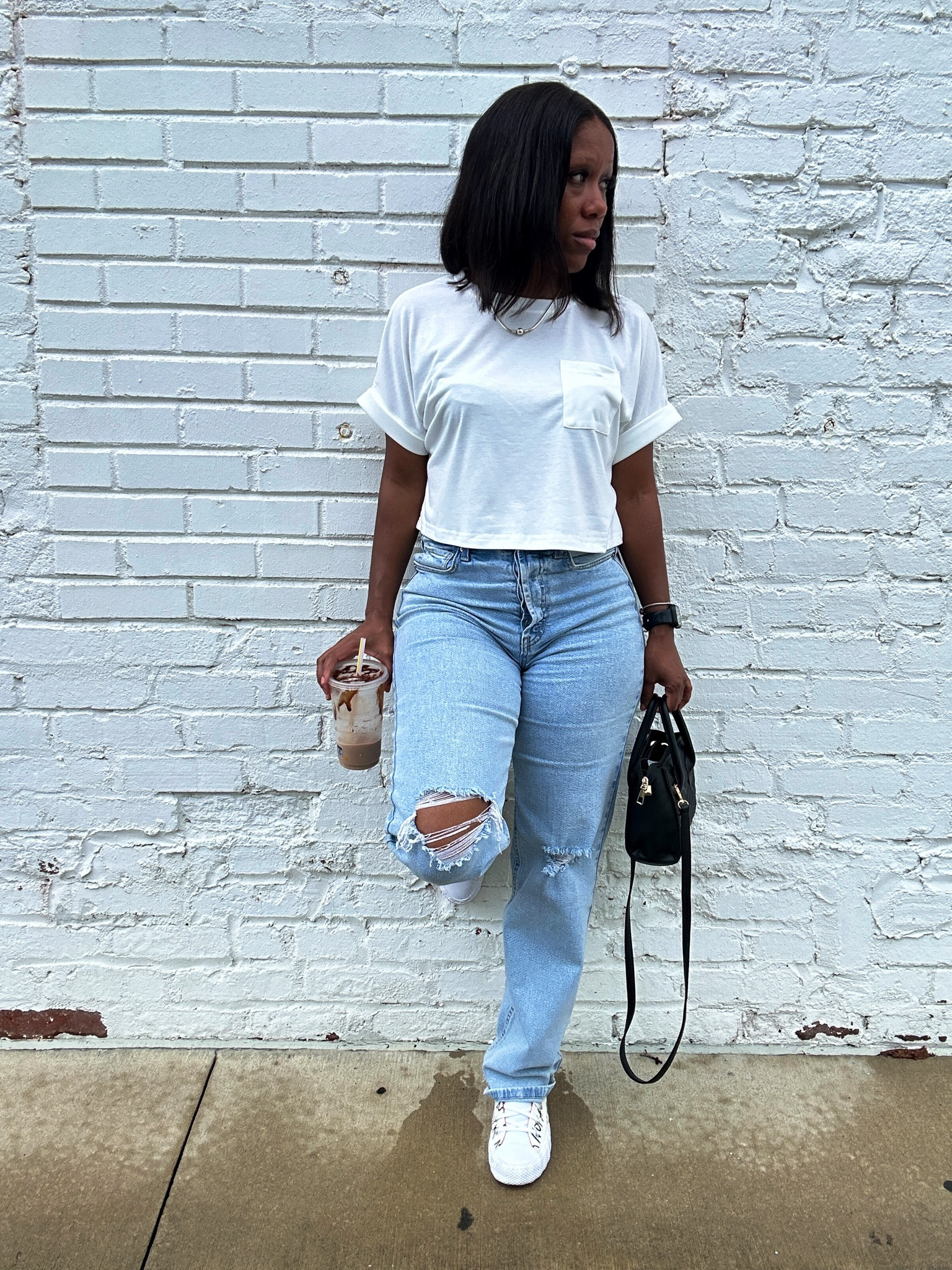 Back to school and back to college casual outfit.

I styled this outfit with a black crossbody bag and converse sneakers.

#LTKFindsUnder50 #LTKBacktoSchool #LTKStyleTip