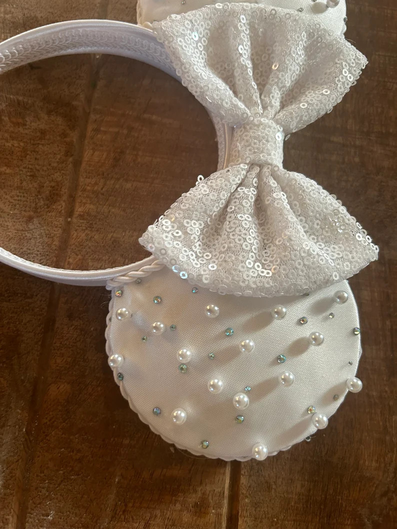 White Pearl Minnie Ears - Etsy | Etsy (US)