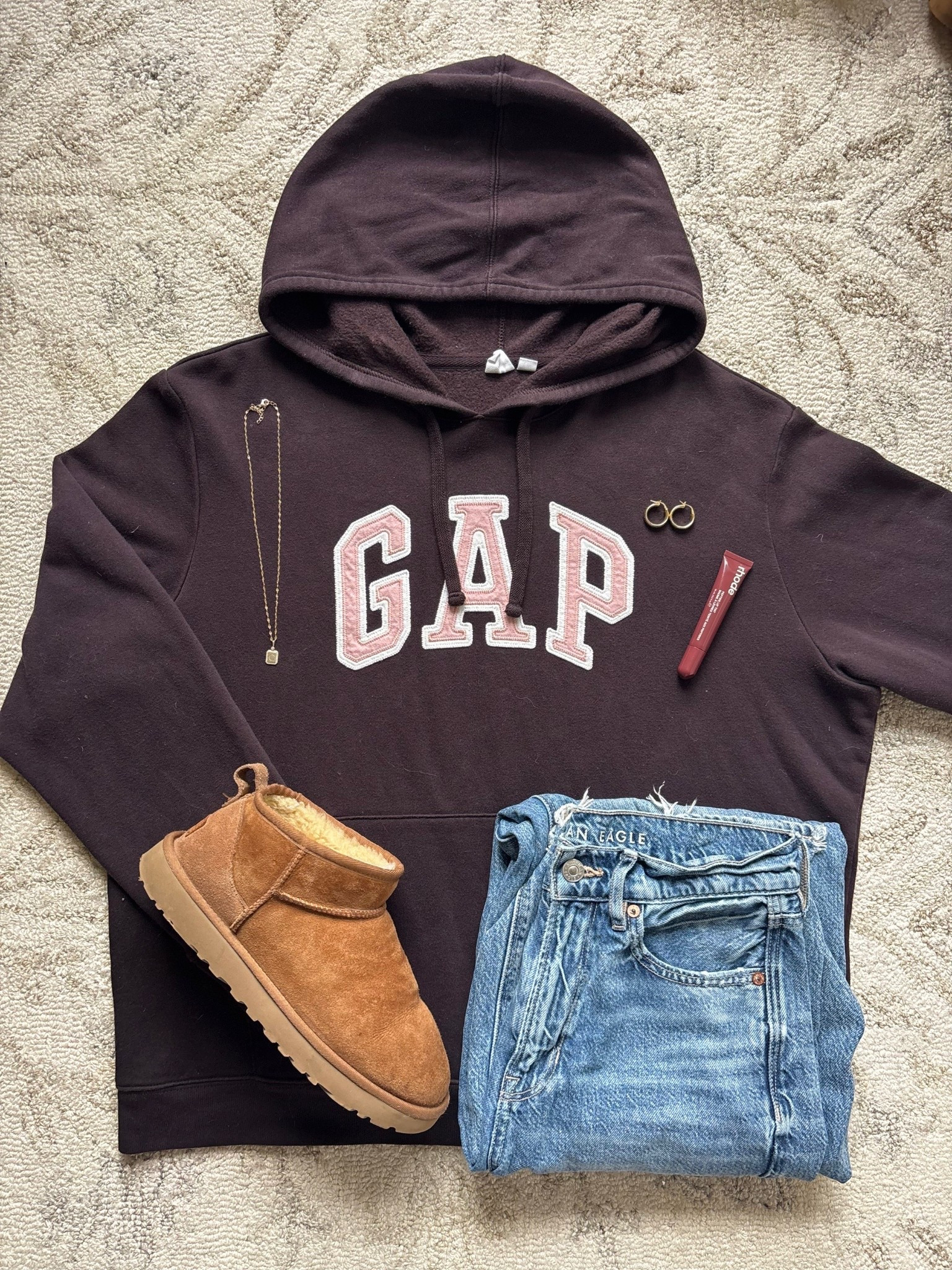 cute brow gap hoodie outfit idea with jeans!
#gap #denim

#LTKootd #LTKGiftGuide #LTKCyberWeek