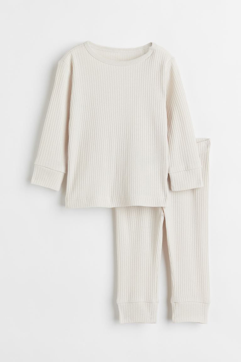 Conscious choice  New ArrivalSet with a top and pants in soft, ribbed organic cotton jersey. Shir... | H&M (US + CA)