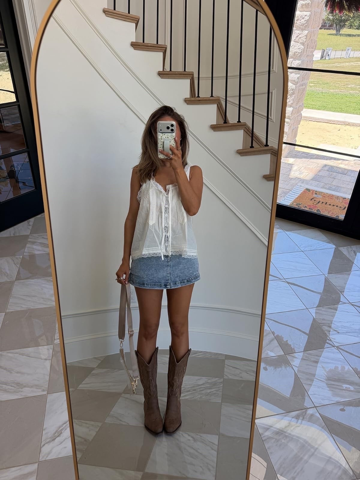 Amazon has some of my favorite denim. This mini skirt is ADORABLE



Amazon denim, Amazon finds, summer outfits, ootd, outfit ideas