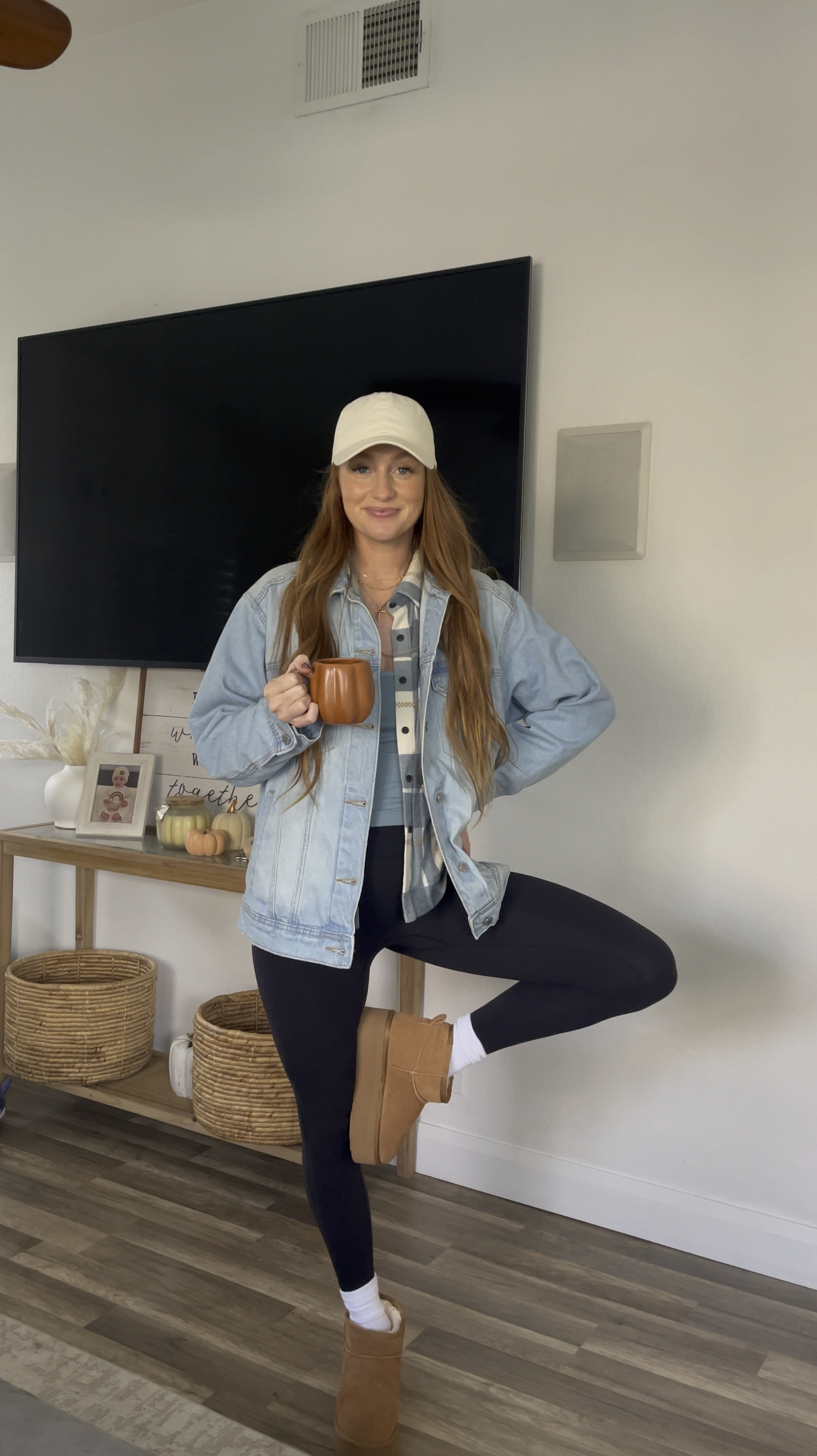Casual fall ootd 

#LTKActive #LTKVideo #LTKStyleTip