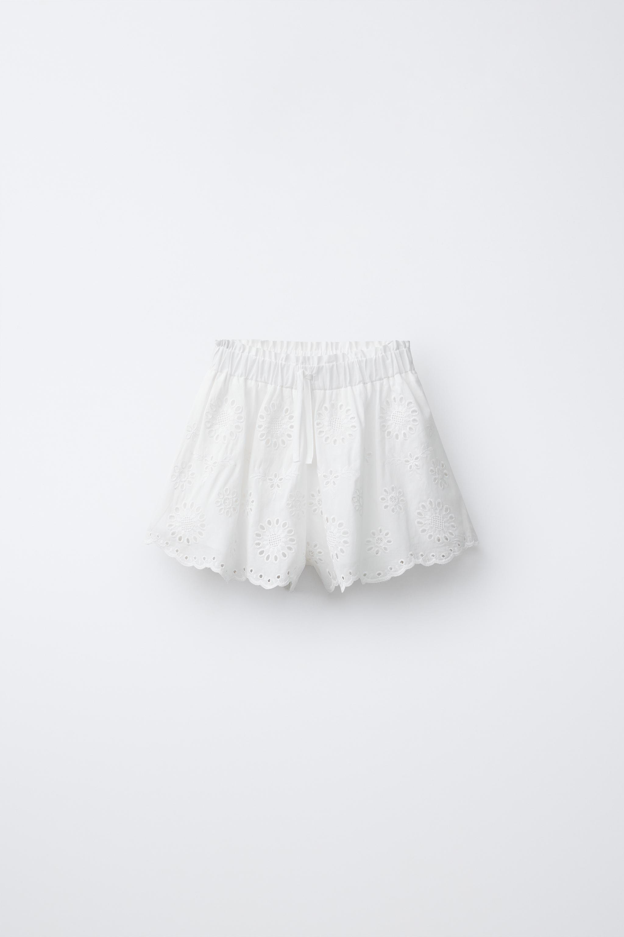 SWISS EMBROIDERED SHORTS | Zara US